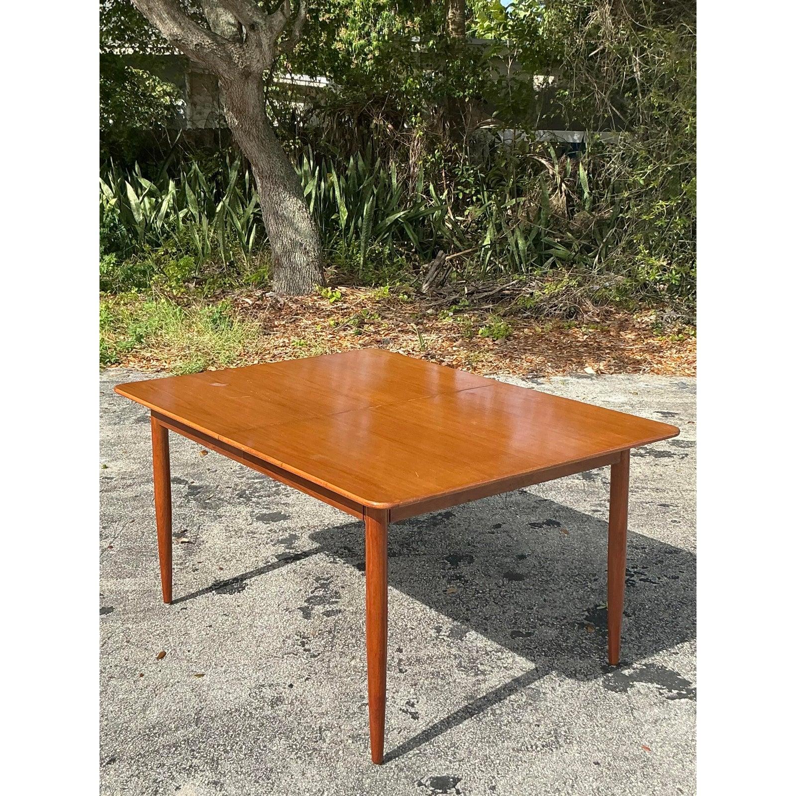 Vintage Mid-Century Modern Ausziehbarer Esstisch im Zustand „Gut“ im Angebot in west palm beach, FL