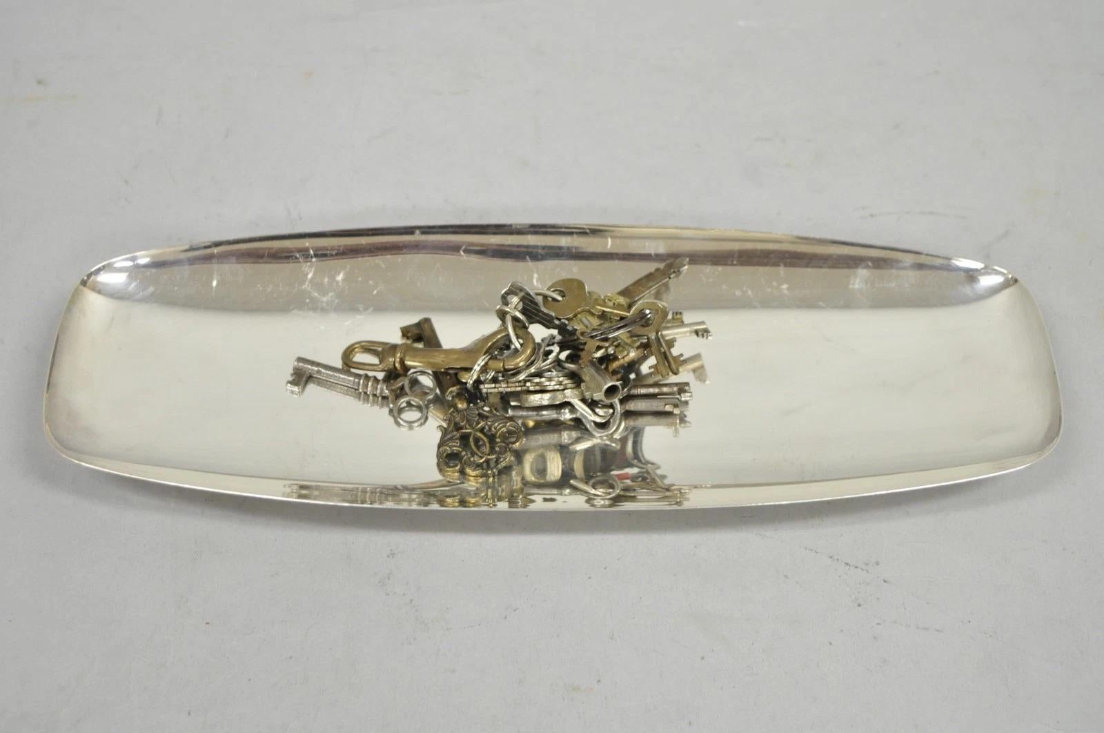 Vintage Mid Century Modern FB Rogers 529 Silver Plated Narrow Trinket Dish Pair In Good Condition For Sale In Philadelphia, PA