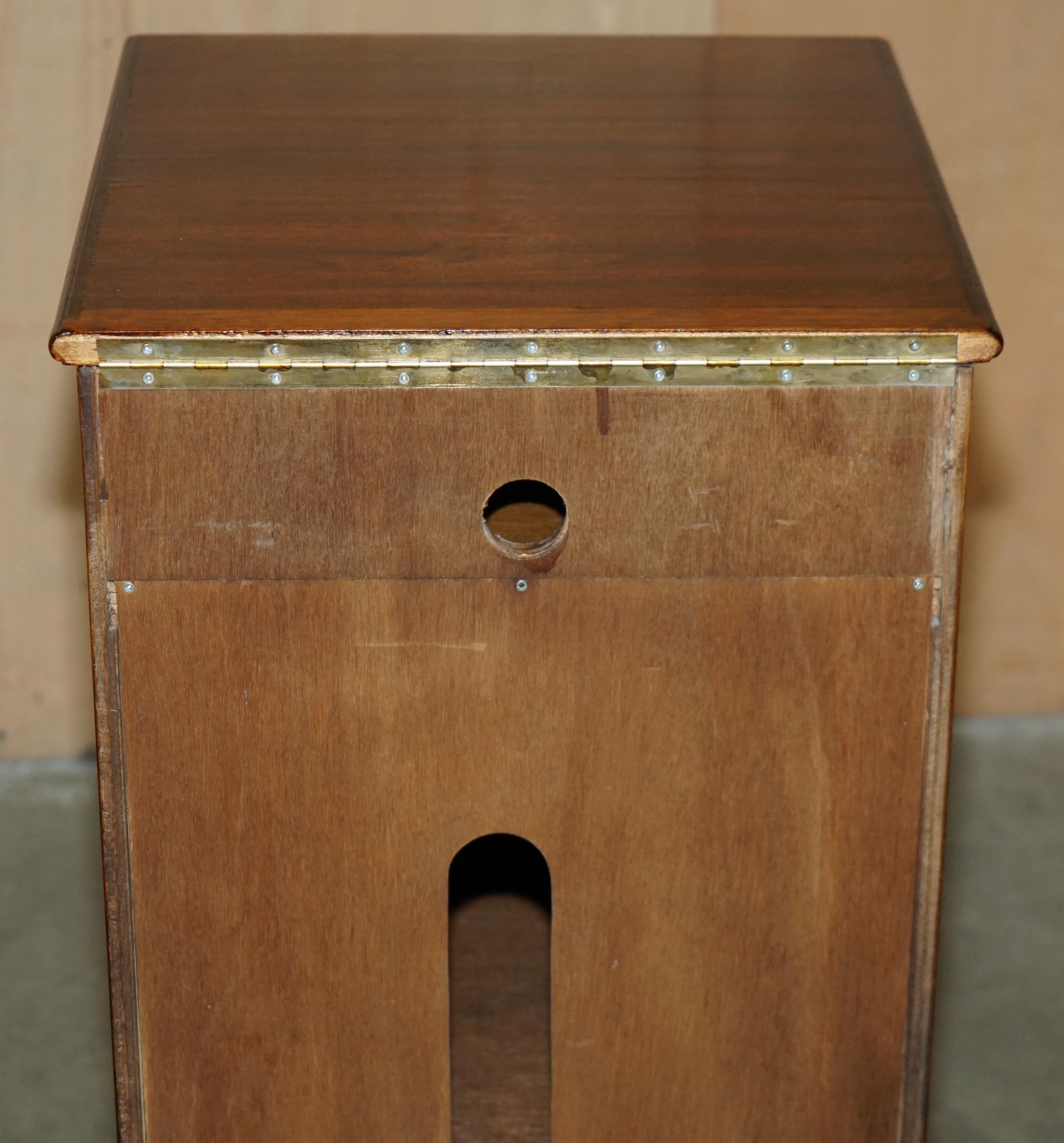 ViNTAGE MID CENTURY MODERN FLAmed HARDWOOD RECORD PLAYER media CABINET en vente 4
