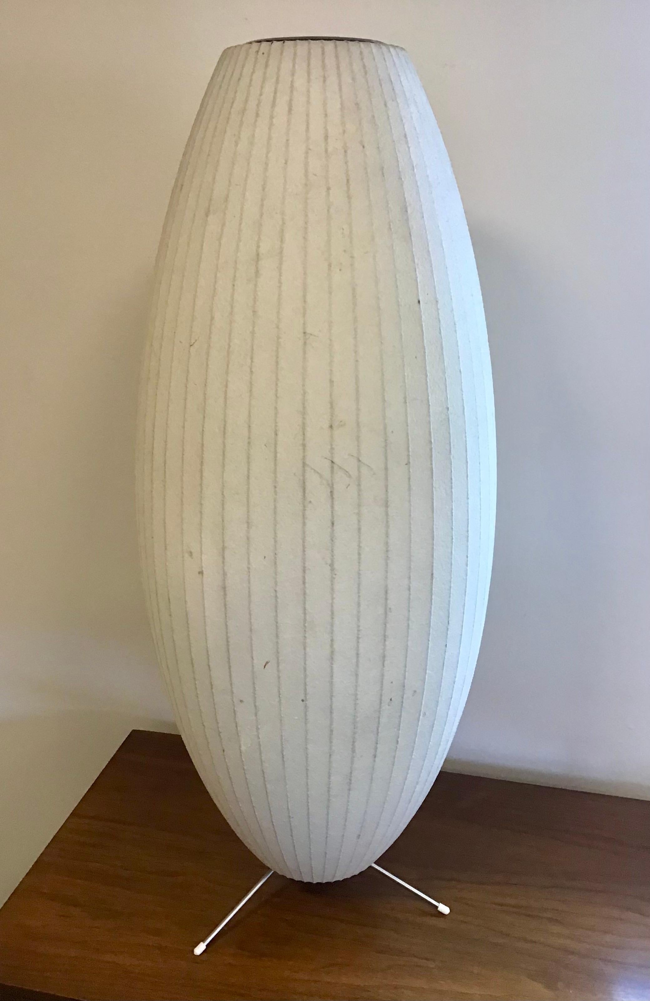 Lampe bulle de cigare à trois pieds George Nelson, moderne du milieu du siècle dernier 1