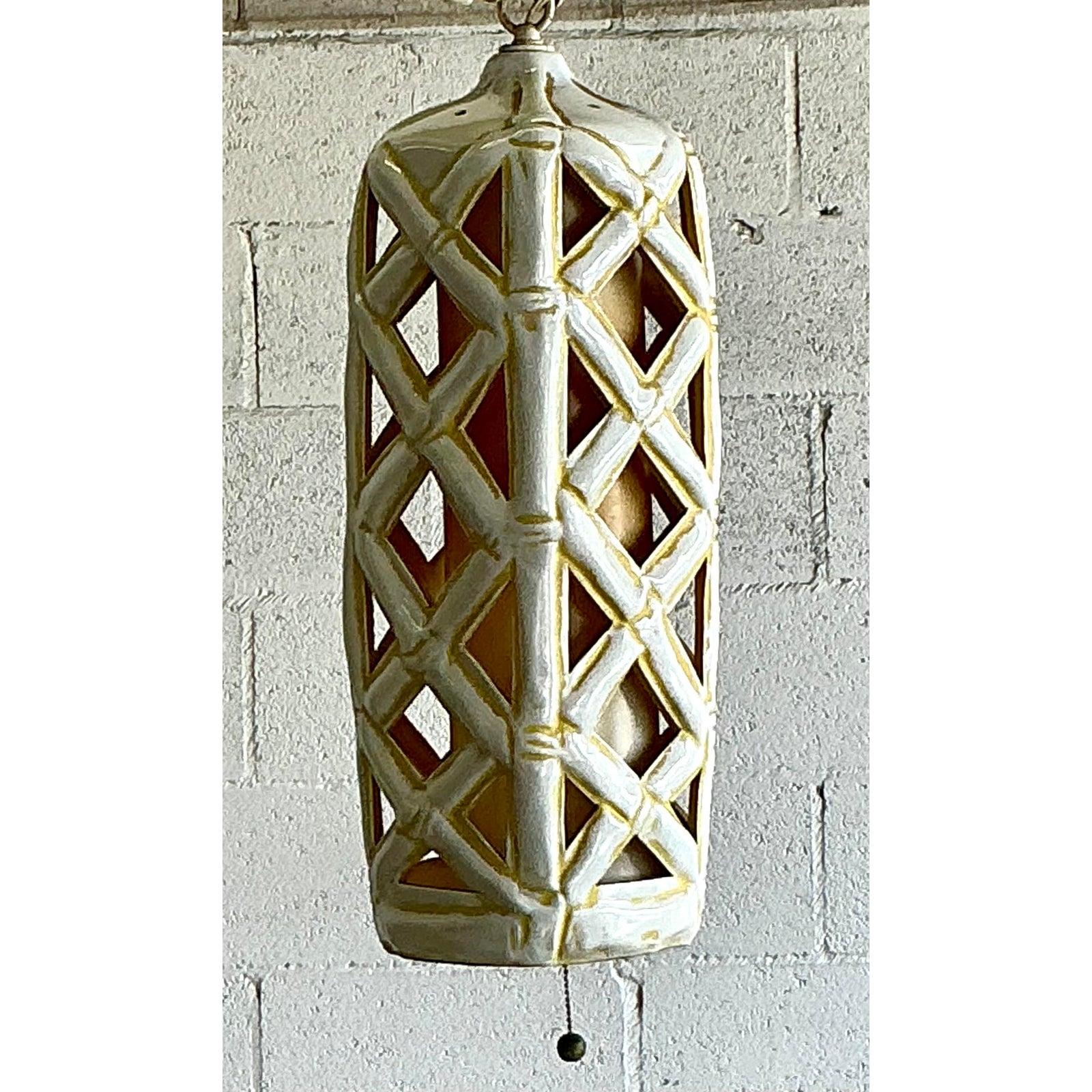 Vintage Mid-Century Modern Glasierte Keramik Hängende Spalier Laterne im Zustand „Gut“ im Angebot in West Palm Beach, FL