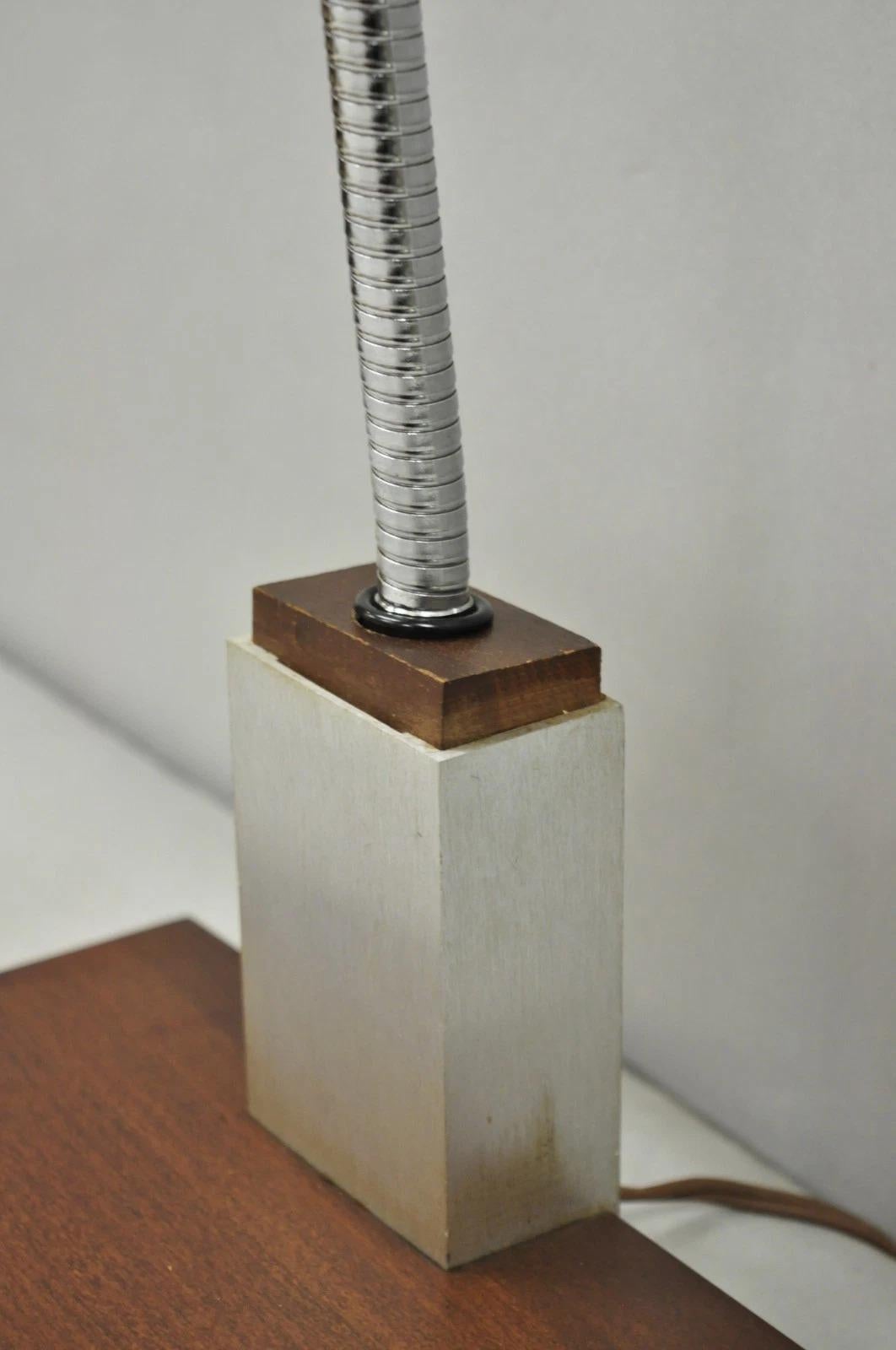 Vintage Mid Century Modern Gooseneck Walnut Base Brown Mad Men Desk Lamp For Sale 2