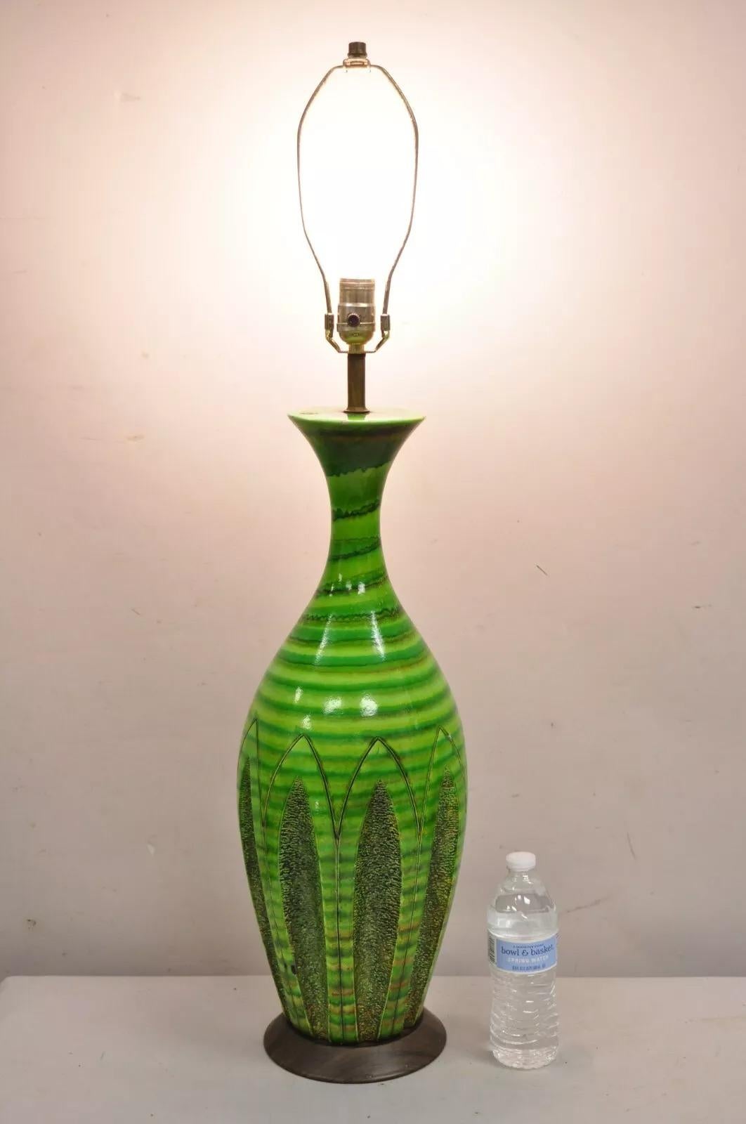 Vintage Mid Century Modern Green Lava Glazed Ceramic Italian Table Lamp on Metal Base. Circa Mid 20th Century. Dimensions : 37