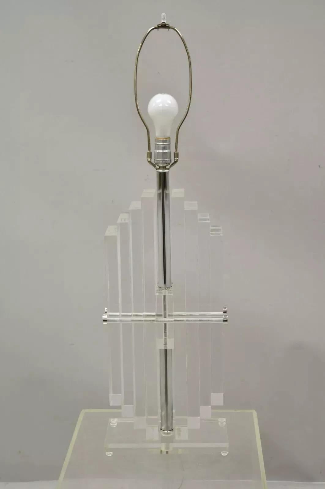 Vintage Mid Century Modern Heavy Stacked Lucite Skyscraper Table Lamp For Sale 4