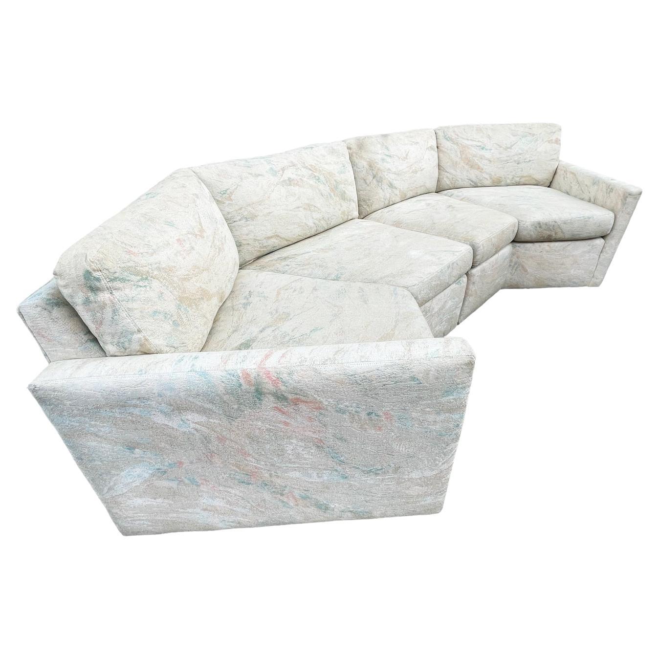 Sechseckiges geschwungenes Mid-Century-Modern-Sofa mit geschwungener Sitzfläche nach Harvey Probber, Vintage