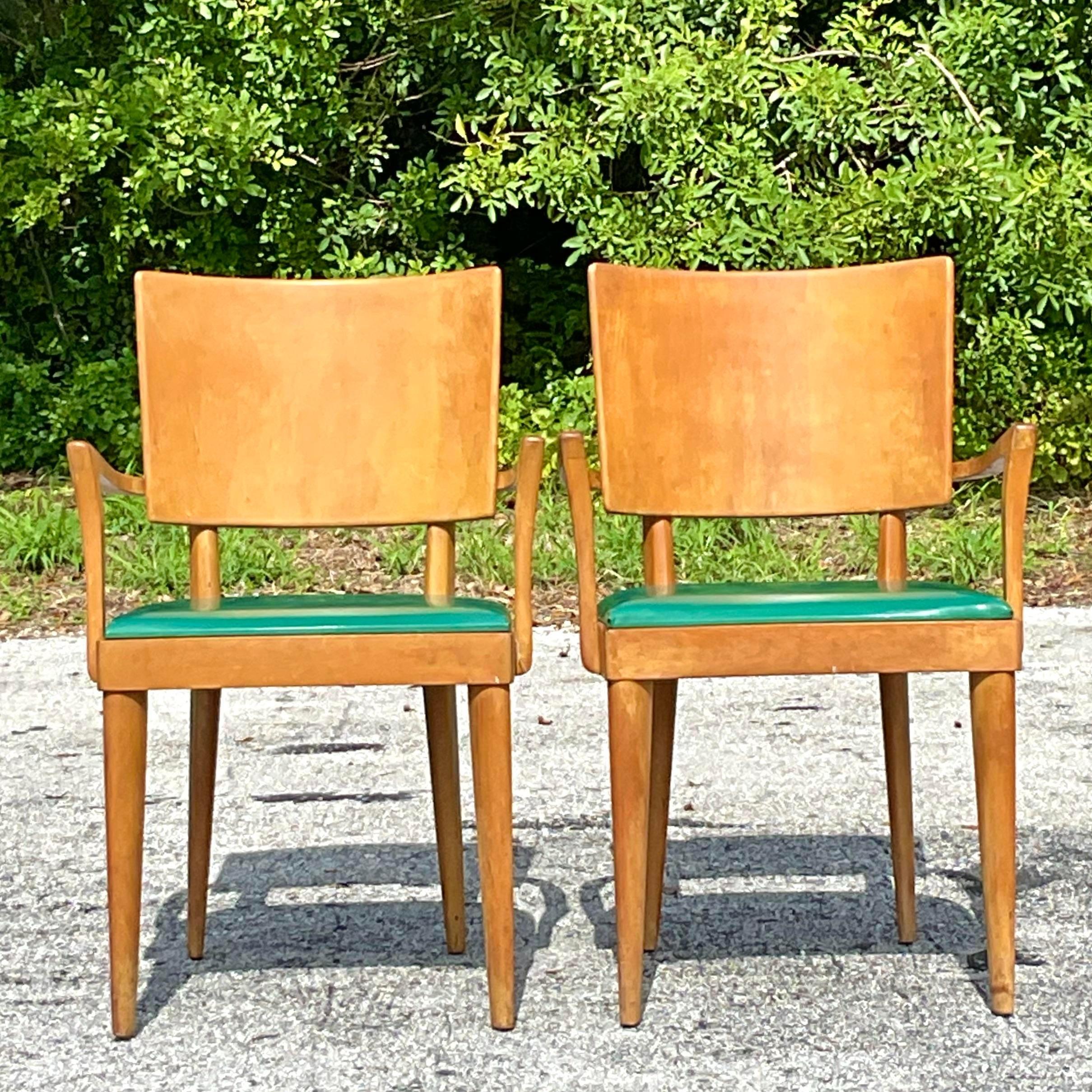 20th Century Vintage Mid-Century Modern Heywood Wakefield 