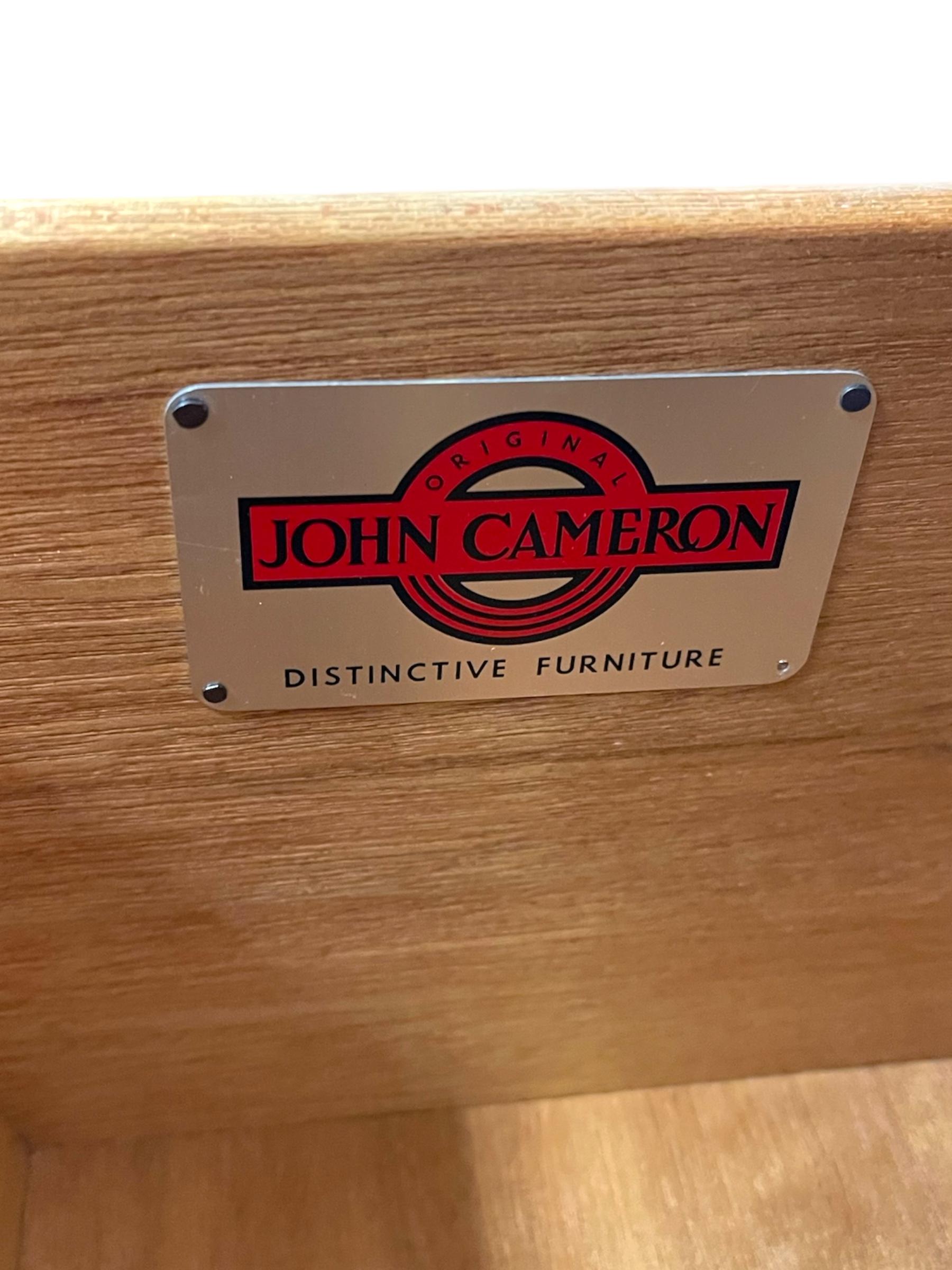 Moderner Hochkommodenschrank aus der Mitte des Jahrhunderts von John Cameron im Angebot 5
