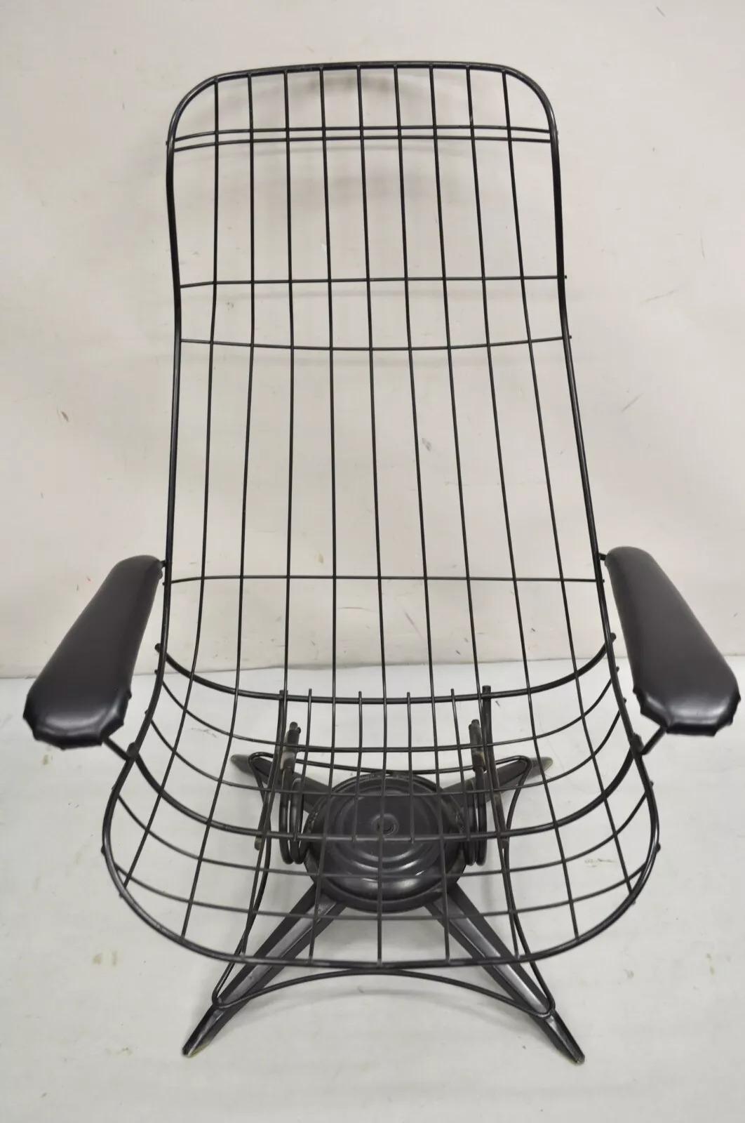 Vintage Mid Century Modern Homecrest Tall Swivel Wrought Iron Black Lounge Chair in vendita 1