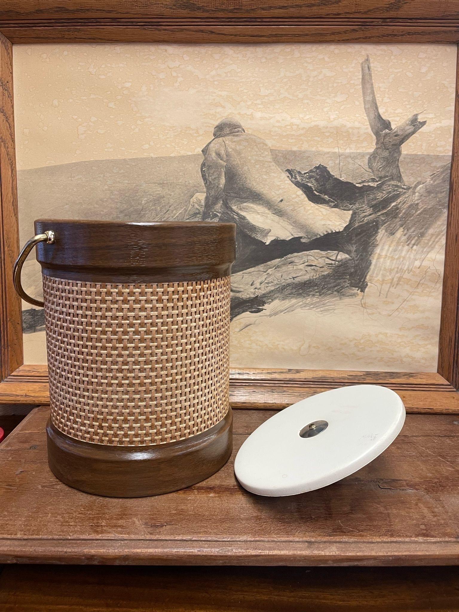Vintage Mid Century Modern Ice Holder With Rattan and Walnut Toned Wood Accent. For Sale 2