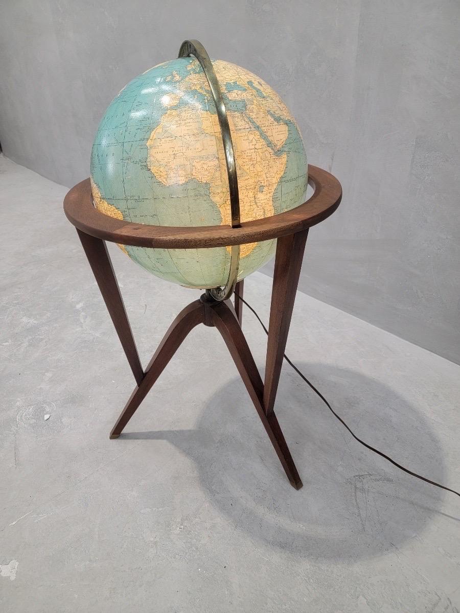 Mid-Century Modern Vintage Mid Century Modern Illuminated Globe on Mahogany Stand By Edward Wormley For Sale
