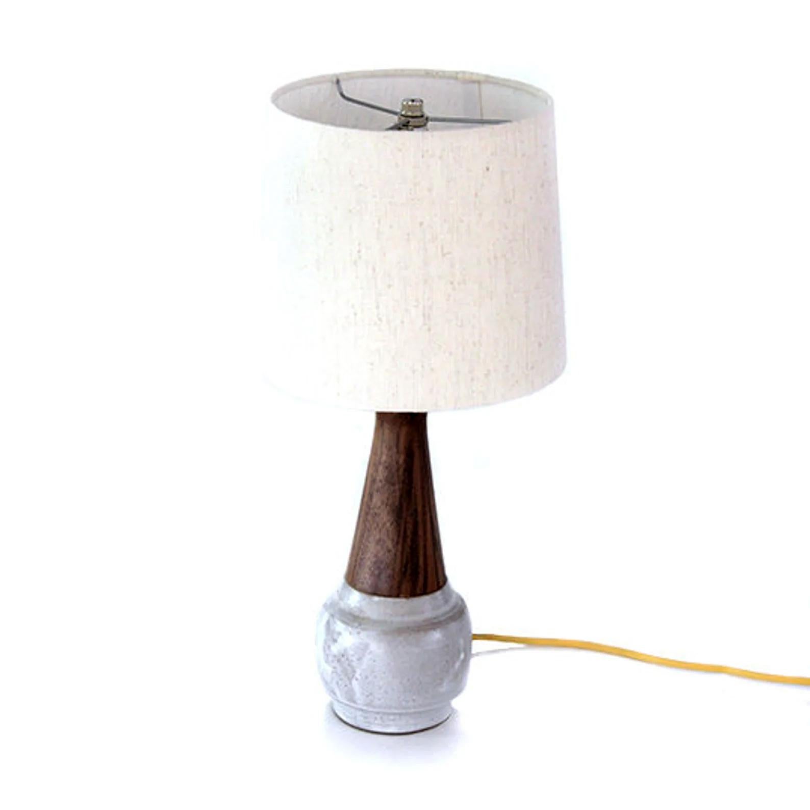 Vintage Mid-Century Modern Inspired Ceramic Wood Table Lamp, Stoneware Walnut In New Condition For Sale In Long Beach, CA