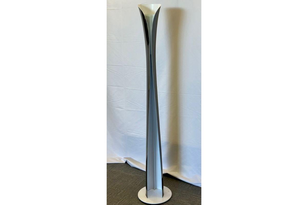 Aluminum Vintage Mid-Century Modern Italian Lacquered Floor Lamp, Artemide, Labeled Italy For Sale