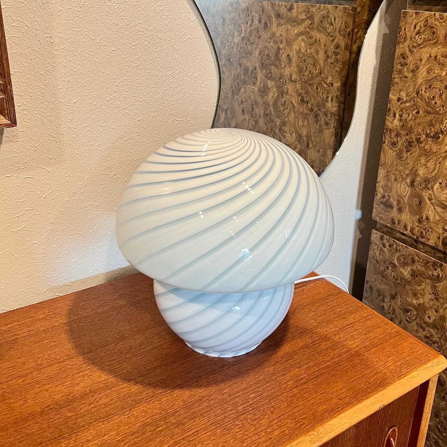 Mid-Century Modern Lampe de bureau italienne vintage en forme de champignon de Murano, mi-siècle moderne en vente