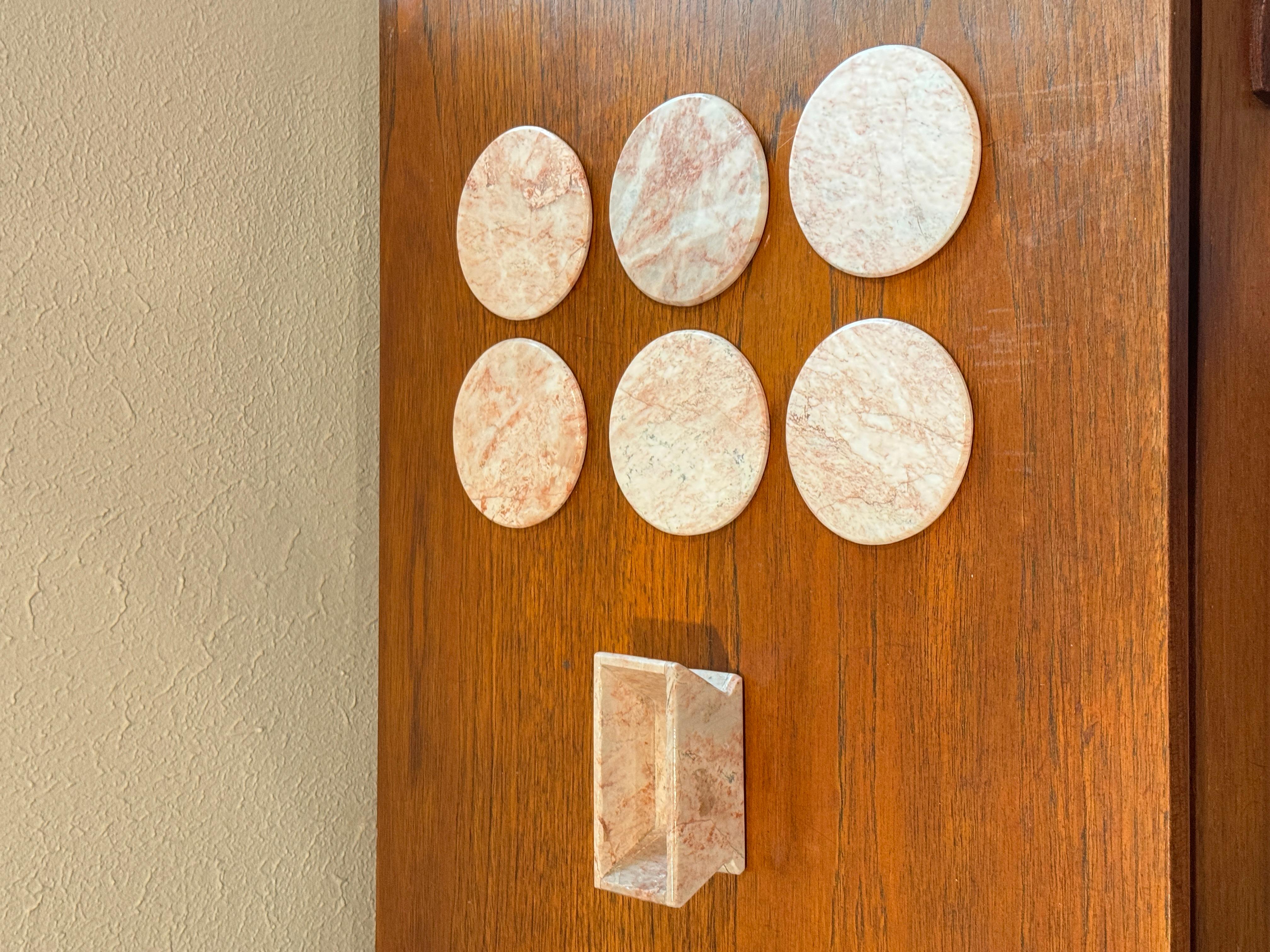 Marble Vintage mid century modern Italian pink coasters and matching set  For Sale