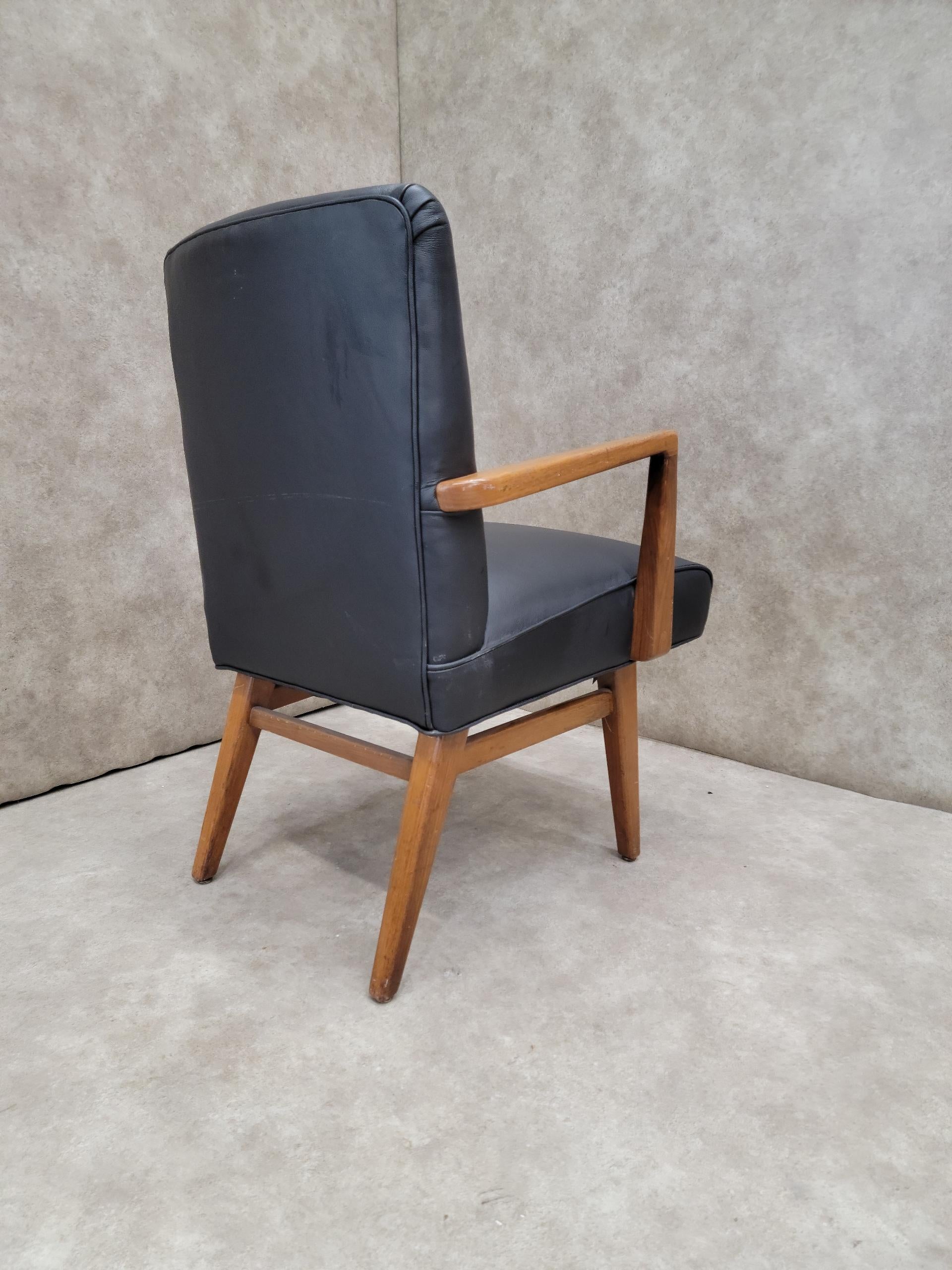 Chaise Vintage Mid Century Modern Jens Risom en cuir noir Bon état - En vente à Chicago, IL