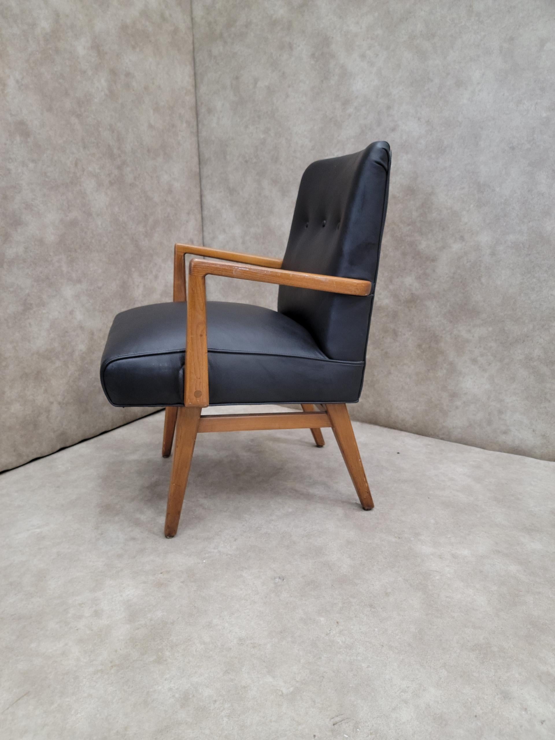 Cuir Chaise Vintage Mid Century Modern Jens Risom en cuir noir en vente