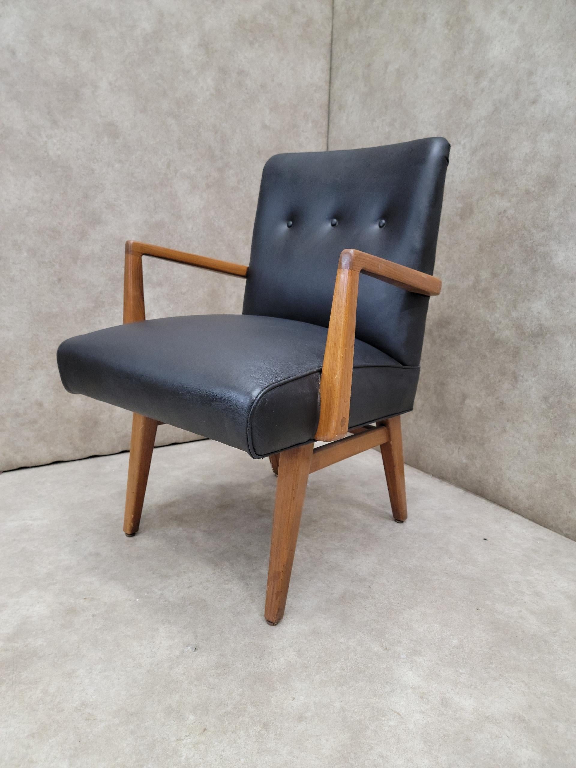 Chaise Vintage Mid Century Modern Jens Risom en cuir noir en vente 1