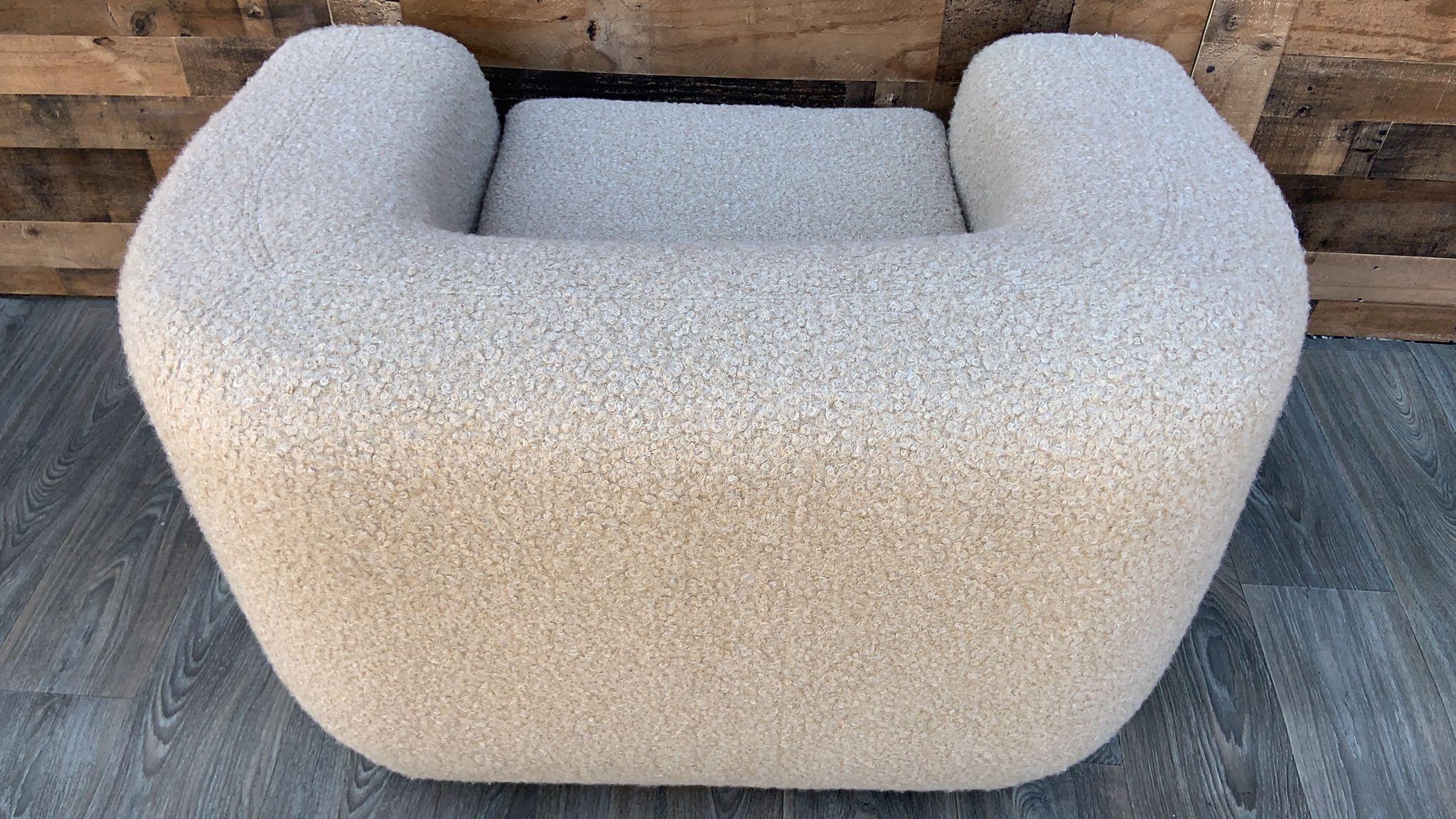 20th Century Vintage Mid Century Modern Karpen Club Chair For Sale