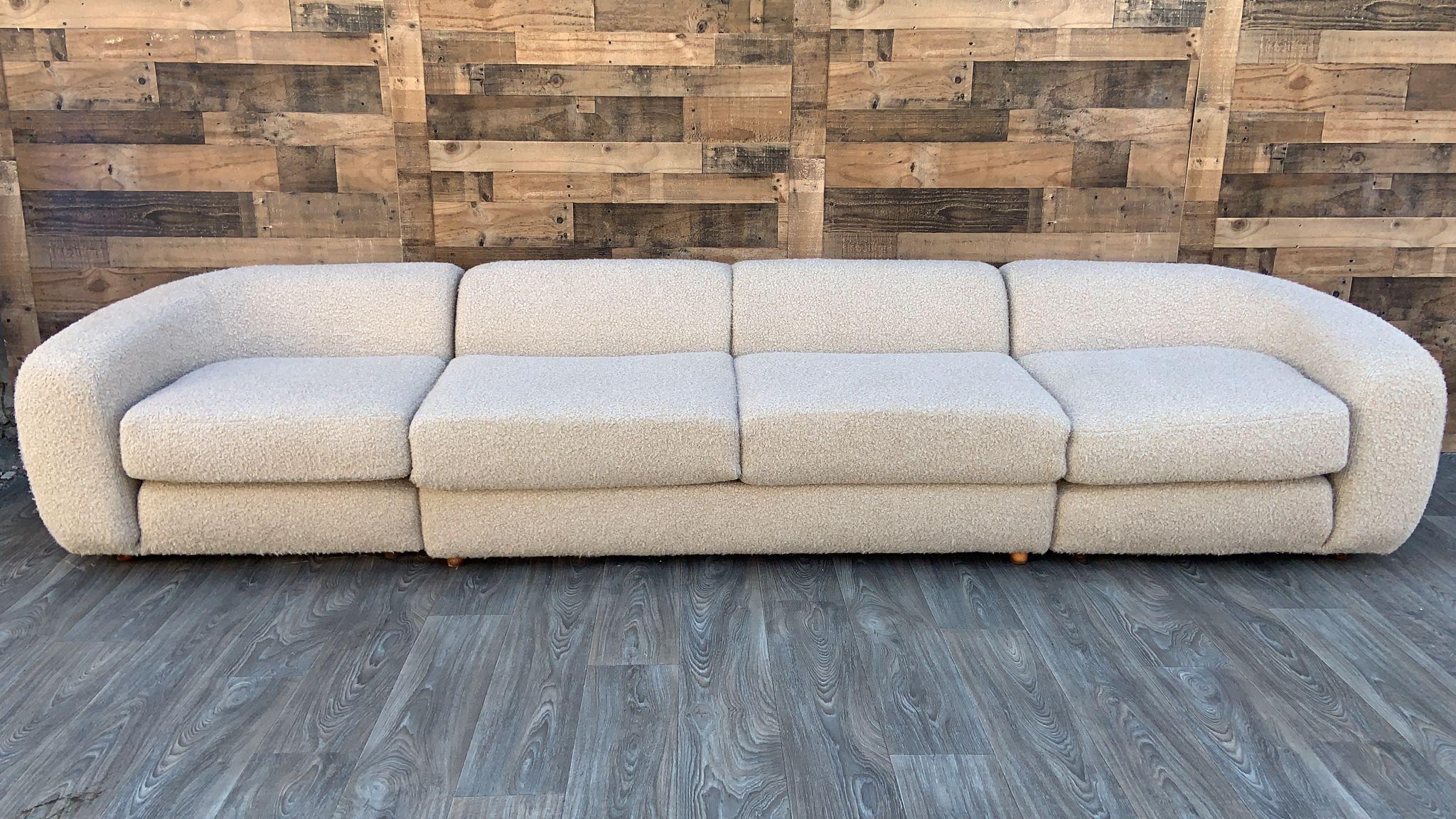 Karpen Sofa mit ausziehbarem Bett, Moderne der Mitte des Jahrhunderts im Angebot 5