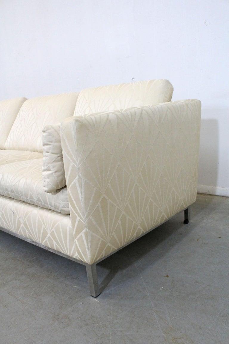 Vintage Mid-Century Modern Knoll längliches 4sitziges Sofa mit Chromrahmen im Angebot 8