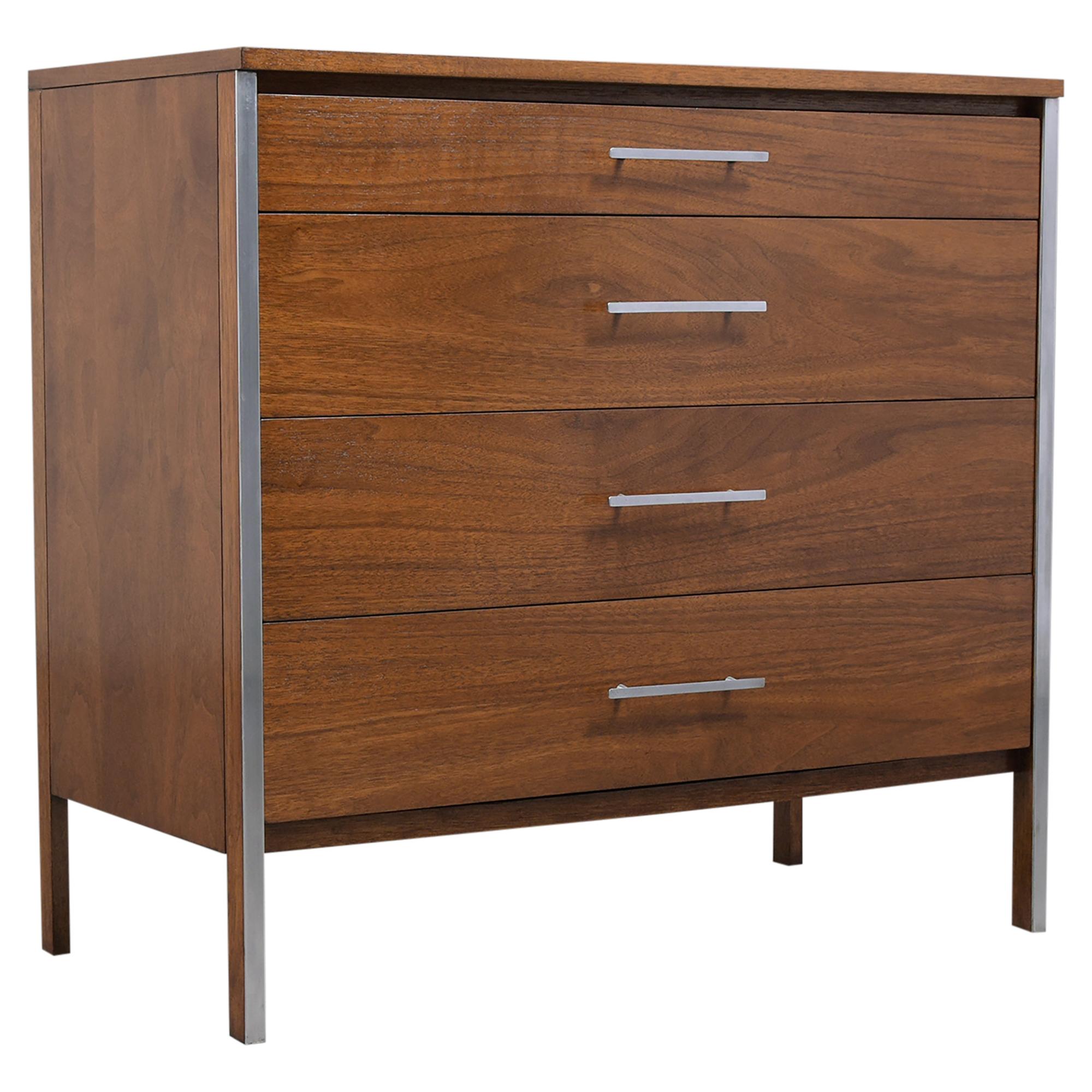 Mid Century Modern Paul McCobb Chest of Drawers In Good Condition In Los Angeles, CA