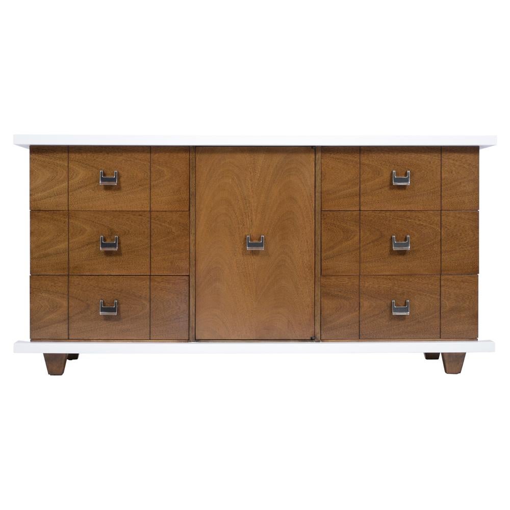 American 1960s Mid-Century Modern Walnut Credenza with White Lacquer Finish For Sale