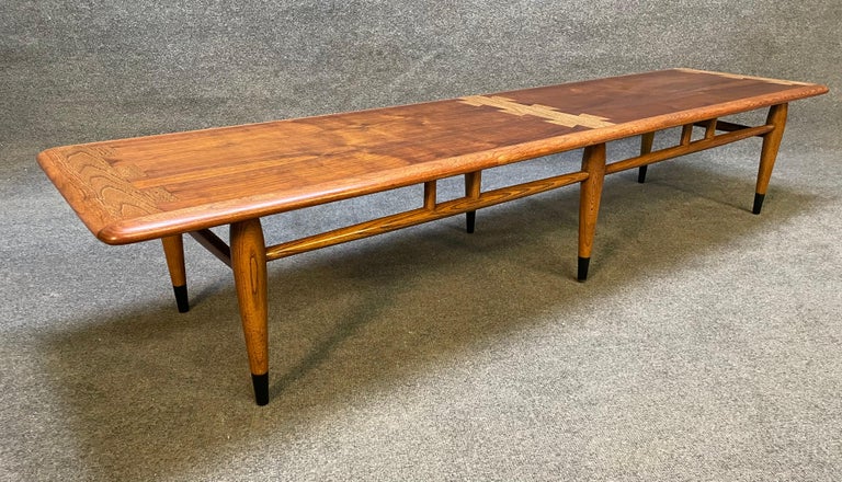 Vintage Mid Century Modern Lane "Acclaim" Walnut Coffee Table at 1stDibs