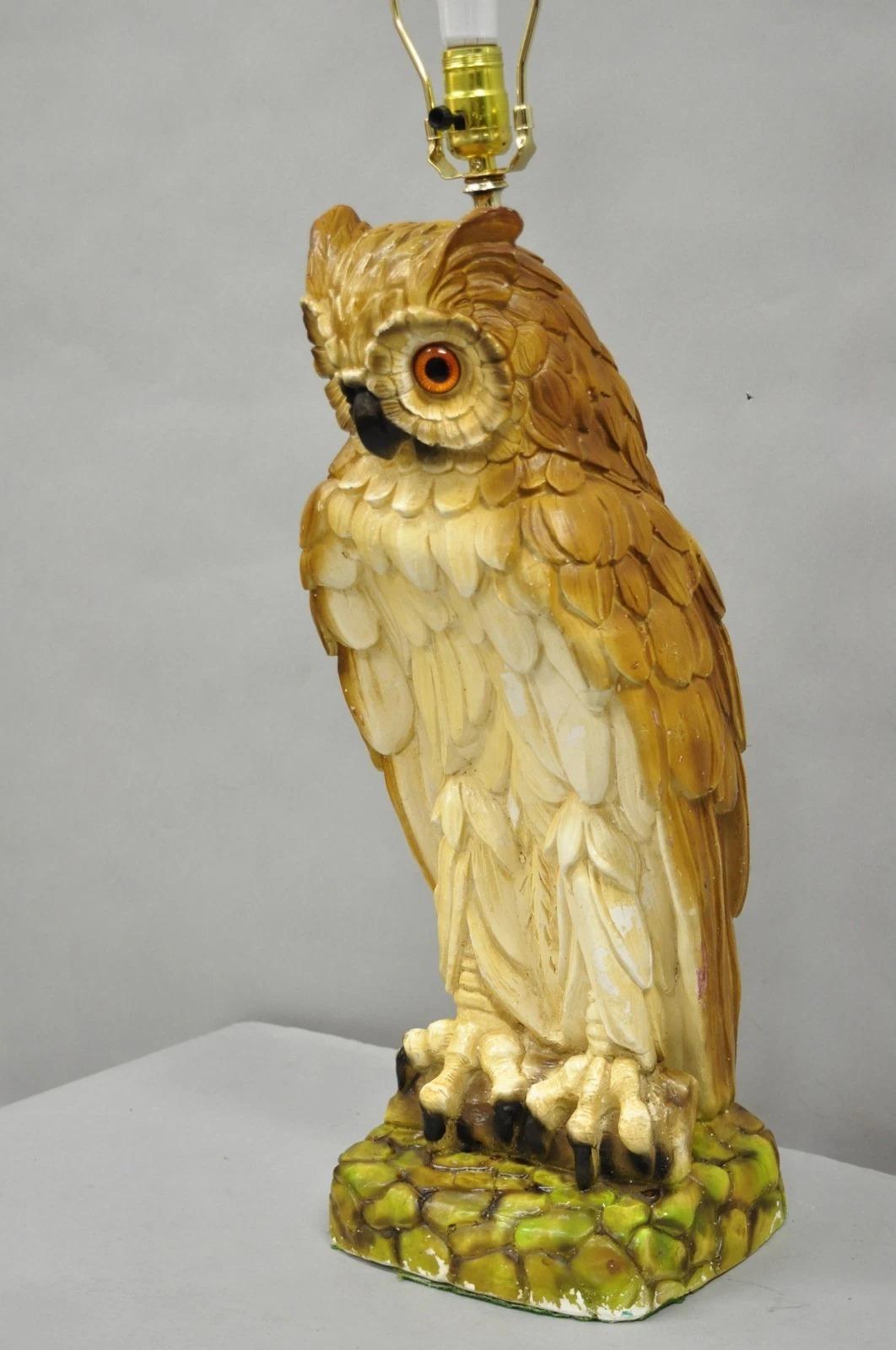 Unknown Vintage Mid Century Modern Large Chalkware Painted Owl Sculpture Table Lamp For Sale