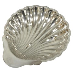 Piatto da portata vintage in stile Mid-Century Modern, grande, a forma di conchiglia, placcato argento