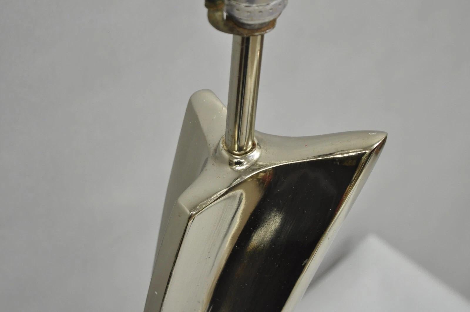 Vintage Mid Century Modern Laurel Sculptural Gunmetal Tischlampe von Weiss & Barr (20. Jahrhundert) im Angebot