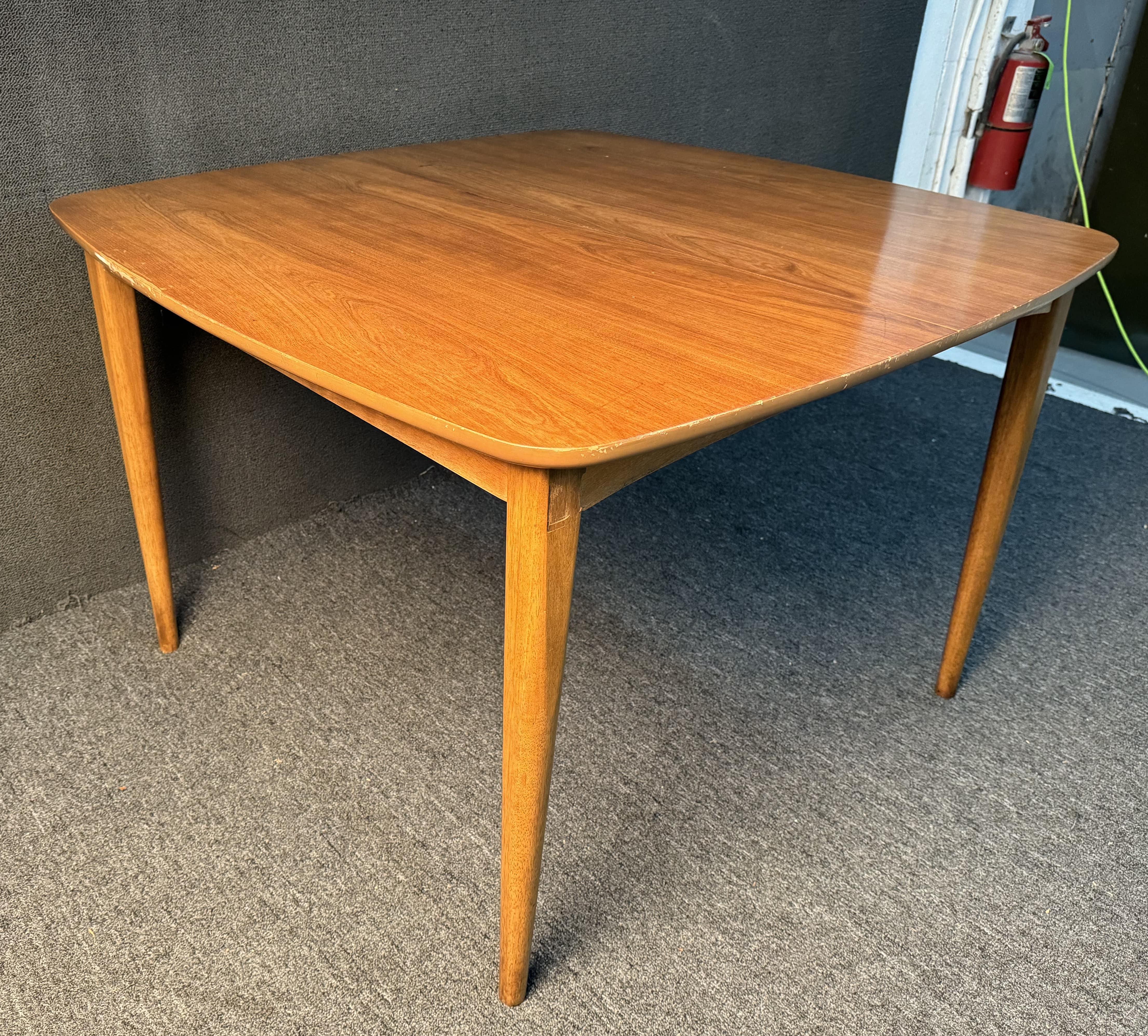 20ième siècle Table à feuilles vintage The Moderns en vente