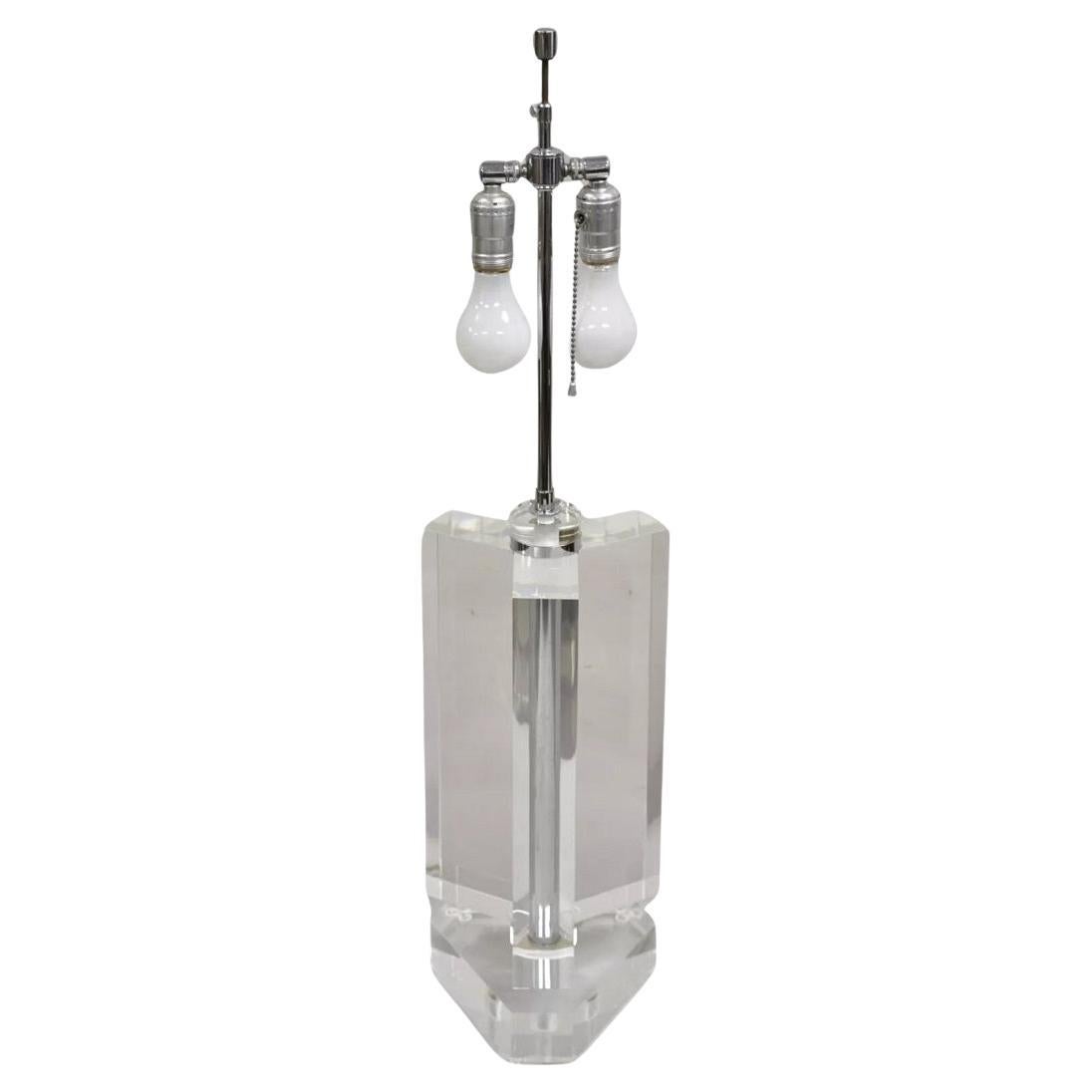 Lampada da tavolo Les Prismatiques Triple Lucite "Trefoil" d'epoca della metà del secolo scorso