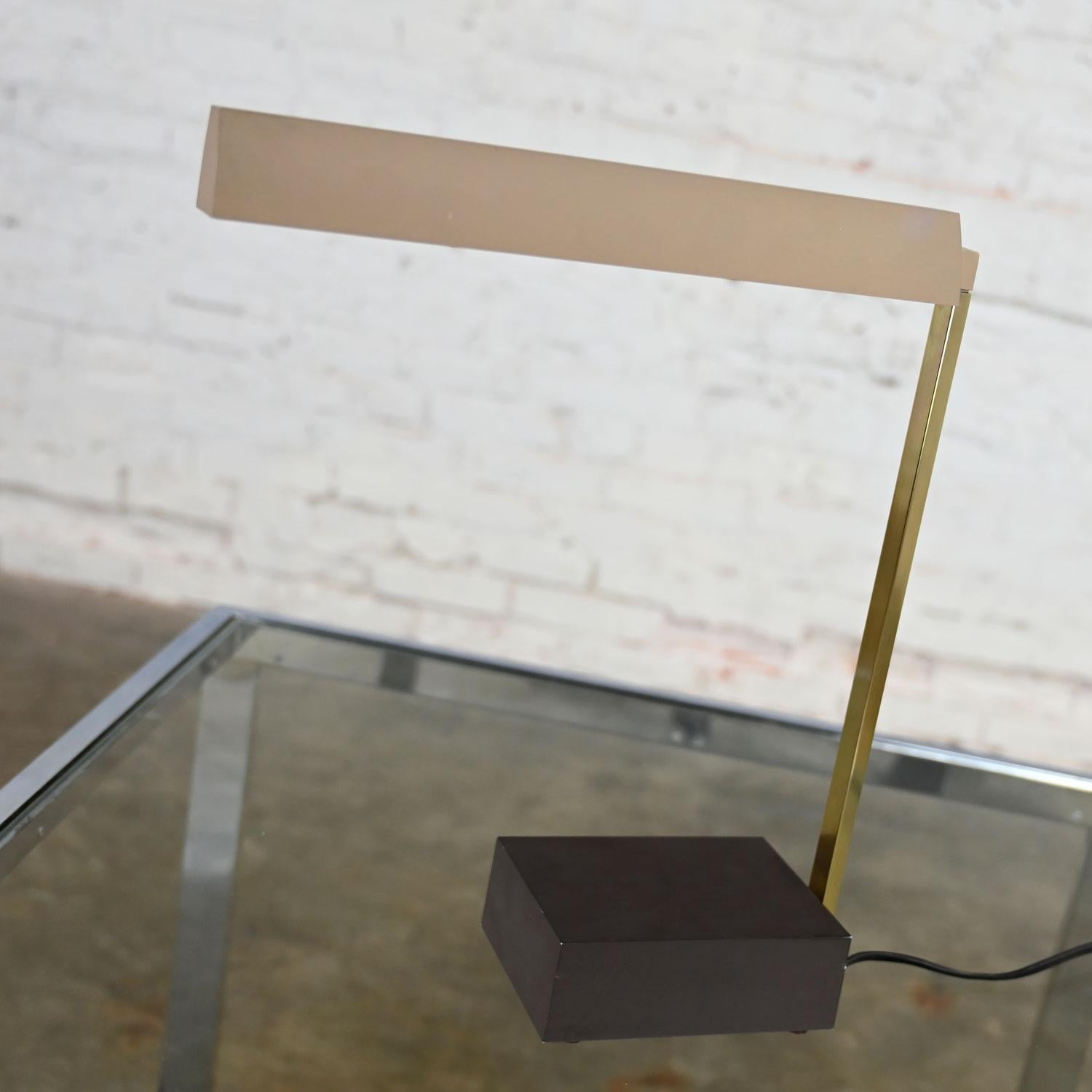 Lámpara de pared de sobremesa de alta intensidad Lightolier Baton, vintage y moderna de mediados de siglo Anodizado en venta