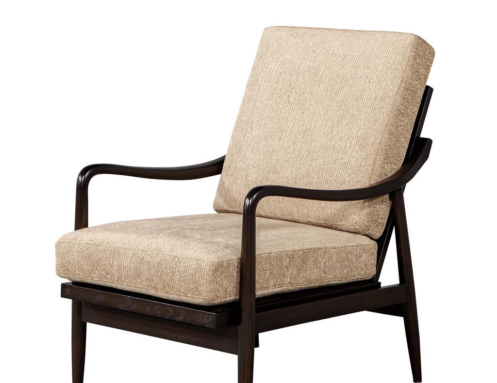 Late 20th Century Vintage Mid-Century Modern Lounge Chair For Sale