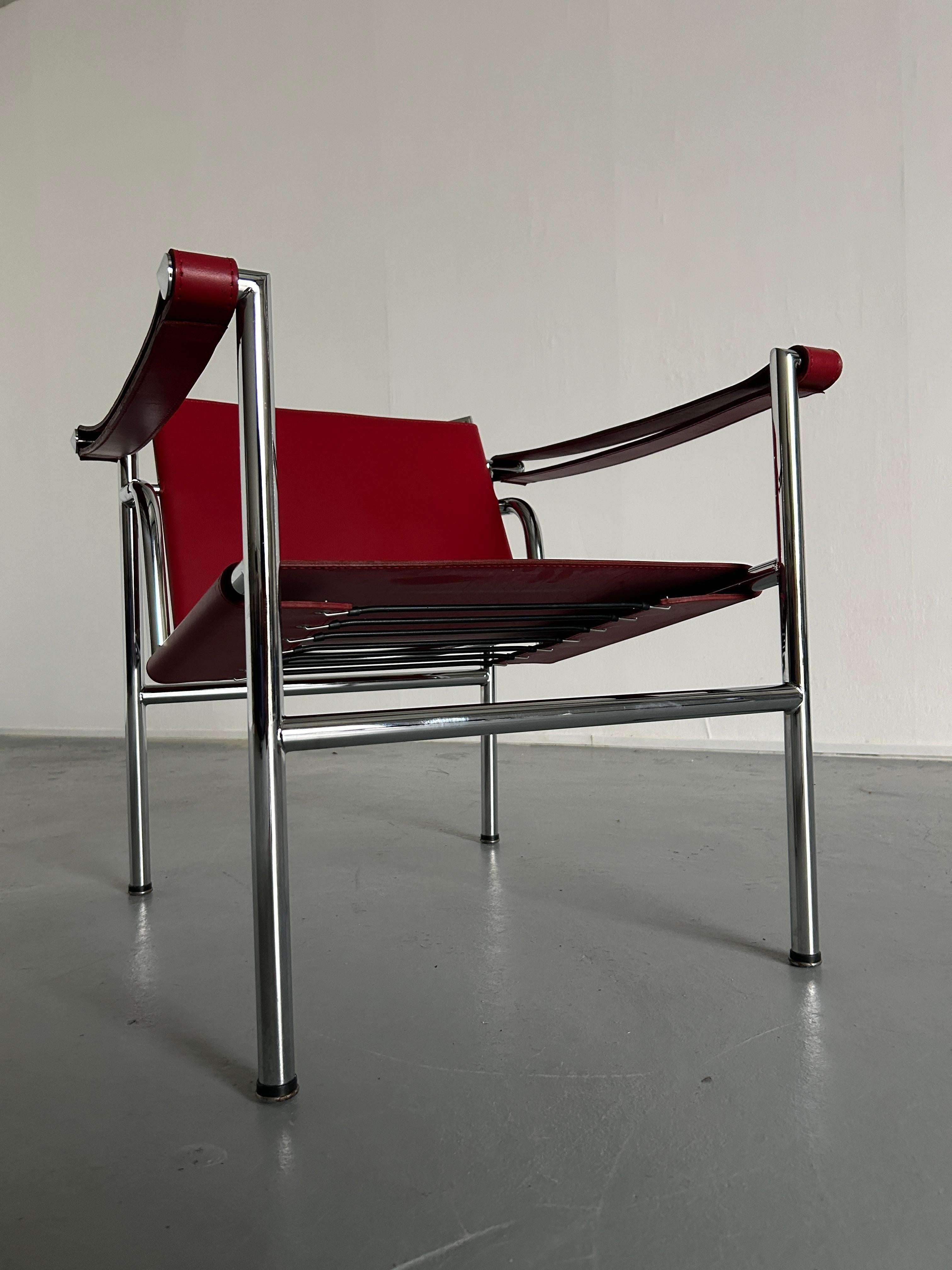Vintage Mid-Century Modern Lounge Chair in style of 'LC1' Chair, Le Corbusier 3