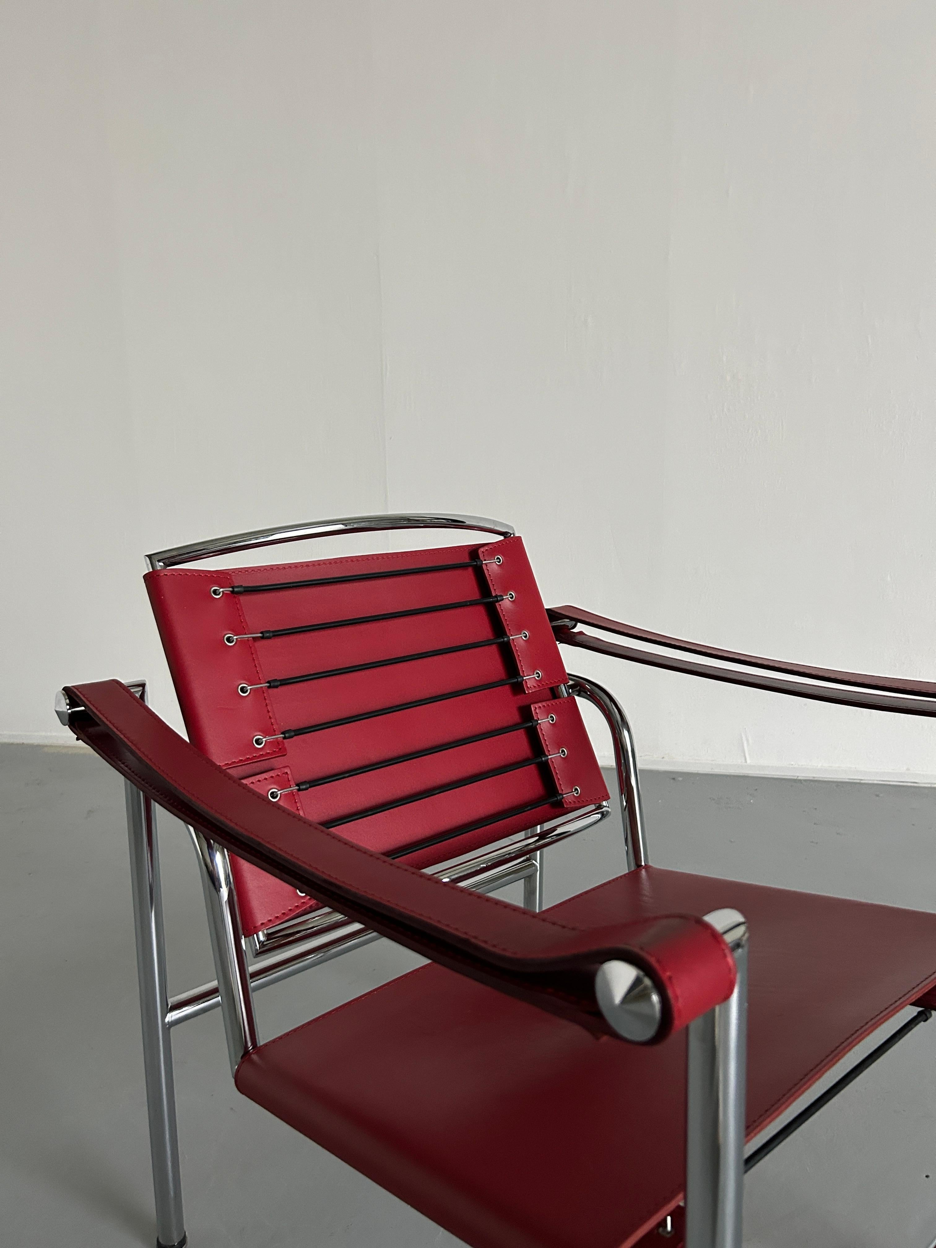 Vintage Mid-Century Modern Lounge Chair in style of 'LC1' Chair, Le Corbusier 5