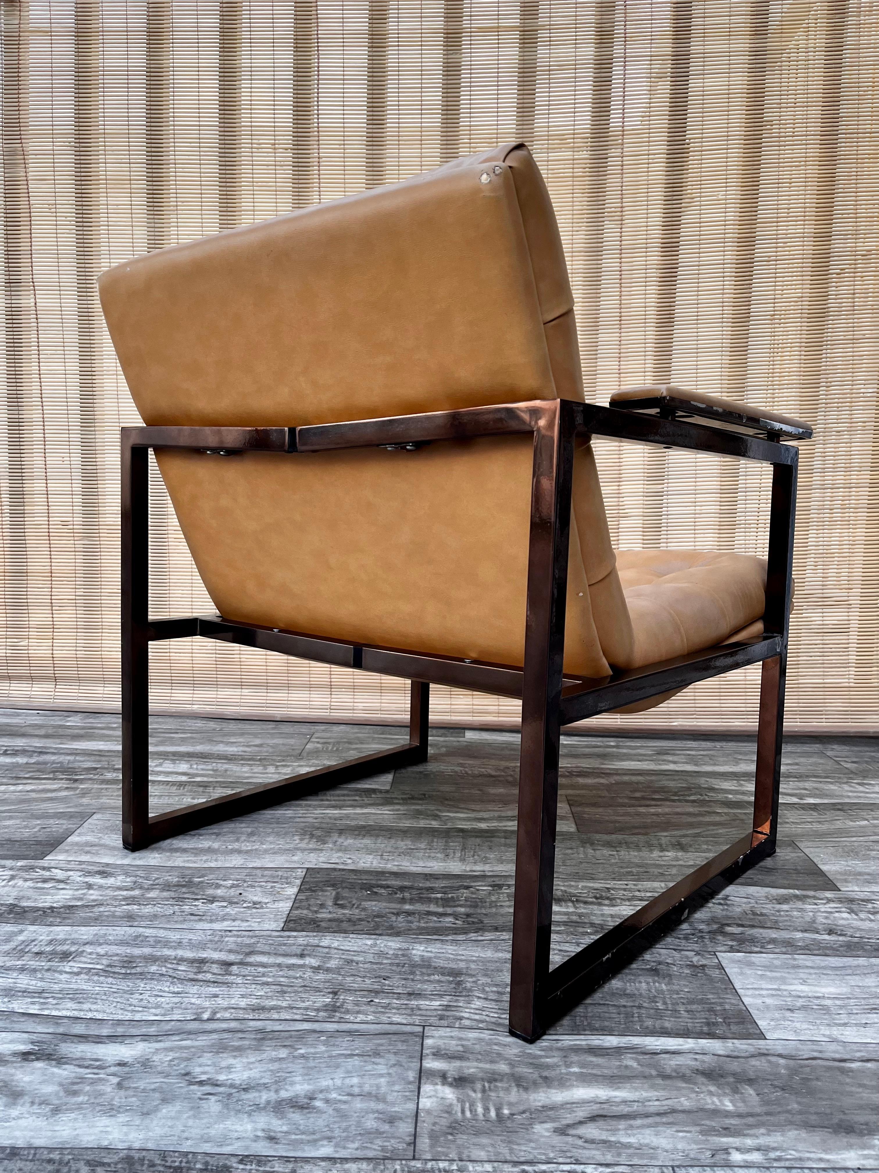 Vintage Mid-Century Modern Lounge Chair in the Milo Baughman's Style For Sale 2