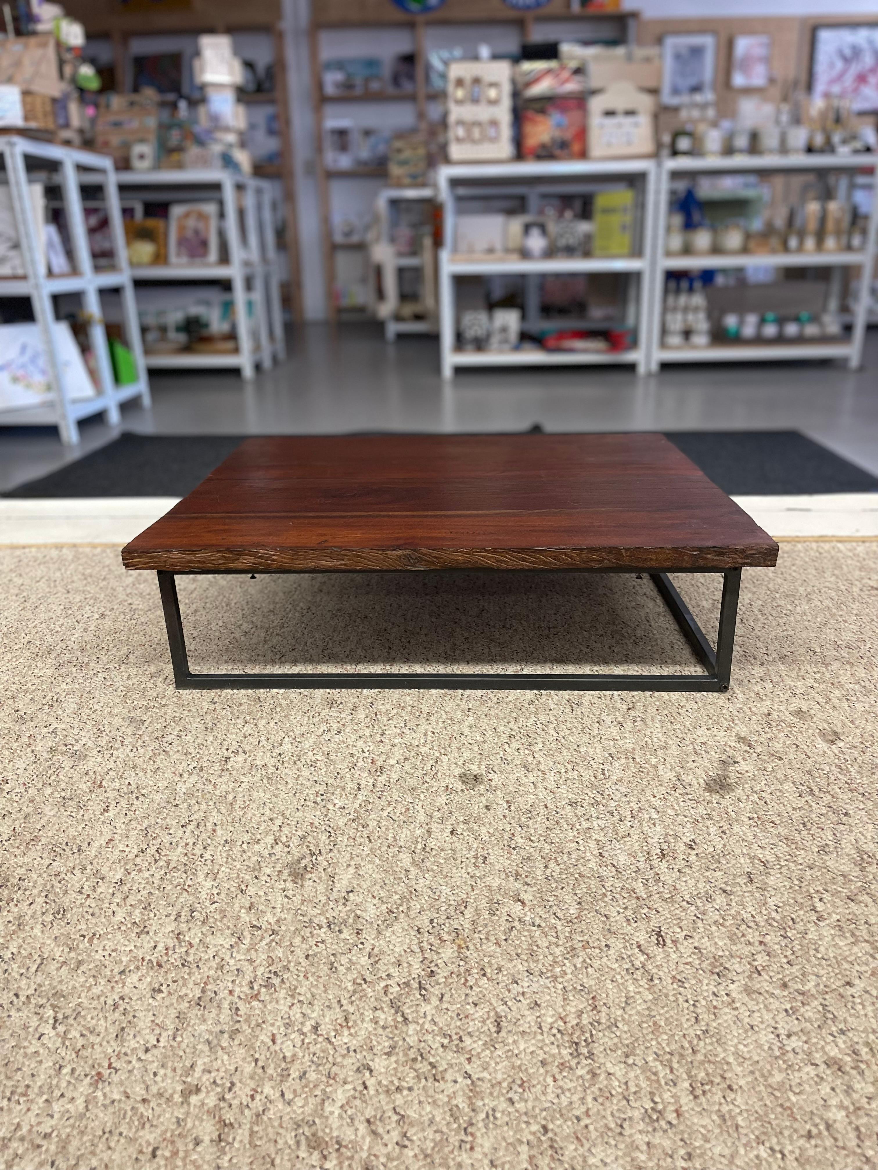 Mid-Century Modern Vintage Mid Century Modern Low Coffee Table with SolidWood Slab and Metal Base. For Sale