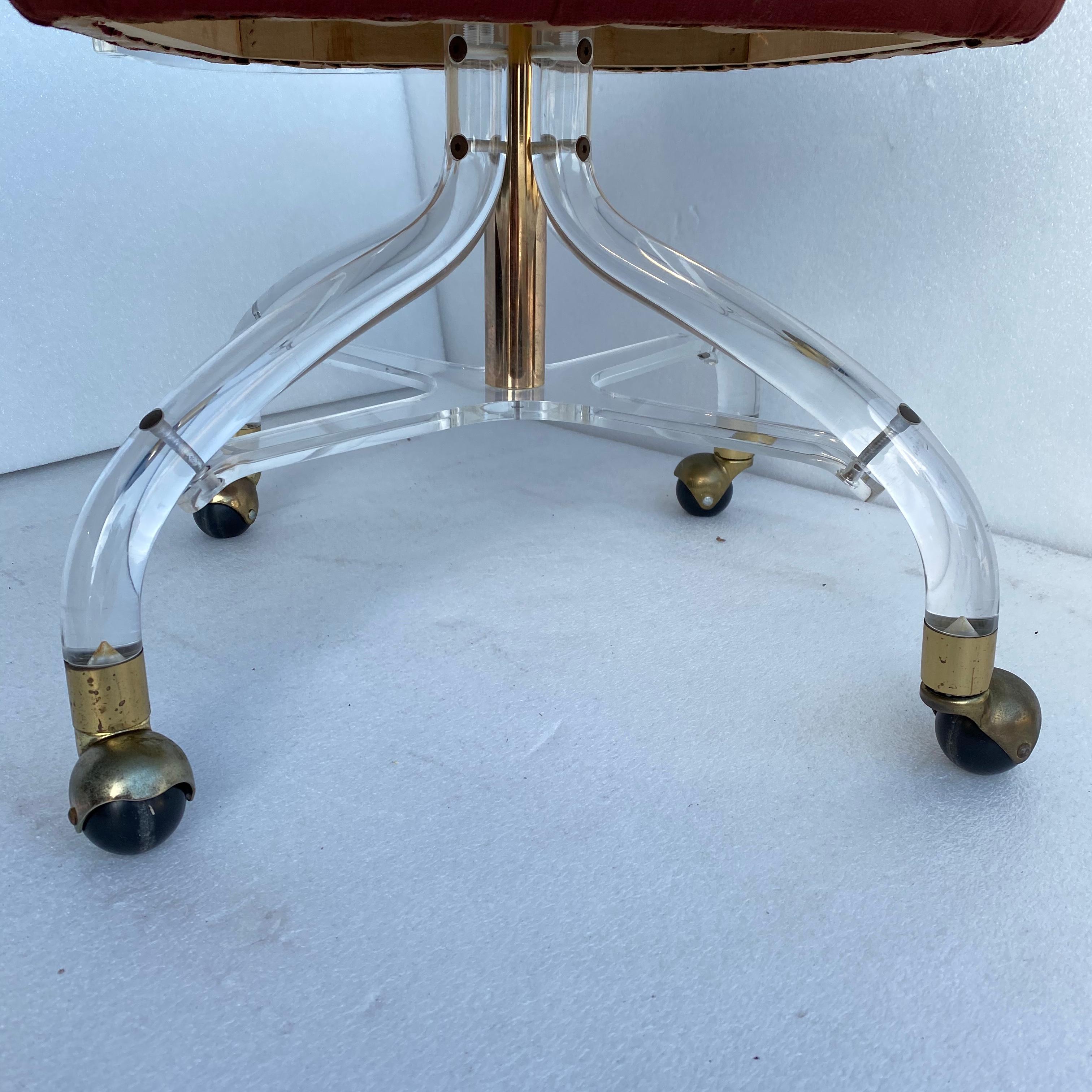 Vintage Mid-Century Modern Lucite and Brass Slipper Chair 9