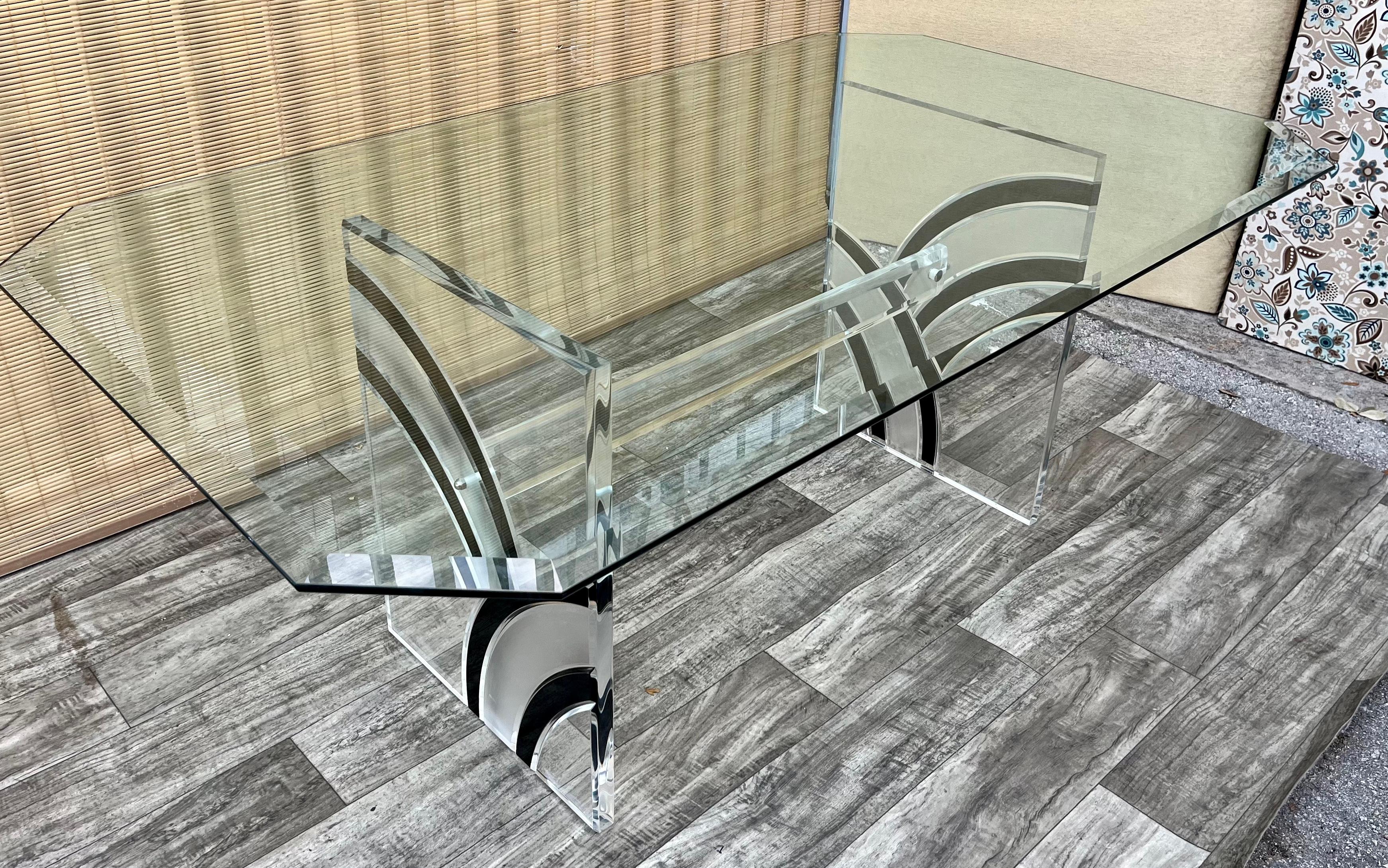 Table de salle à manger Vintage Mid Century Modern Lucite base. Vers 1970. en vente 6