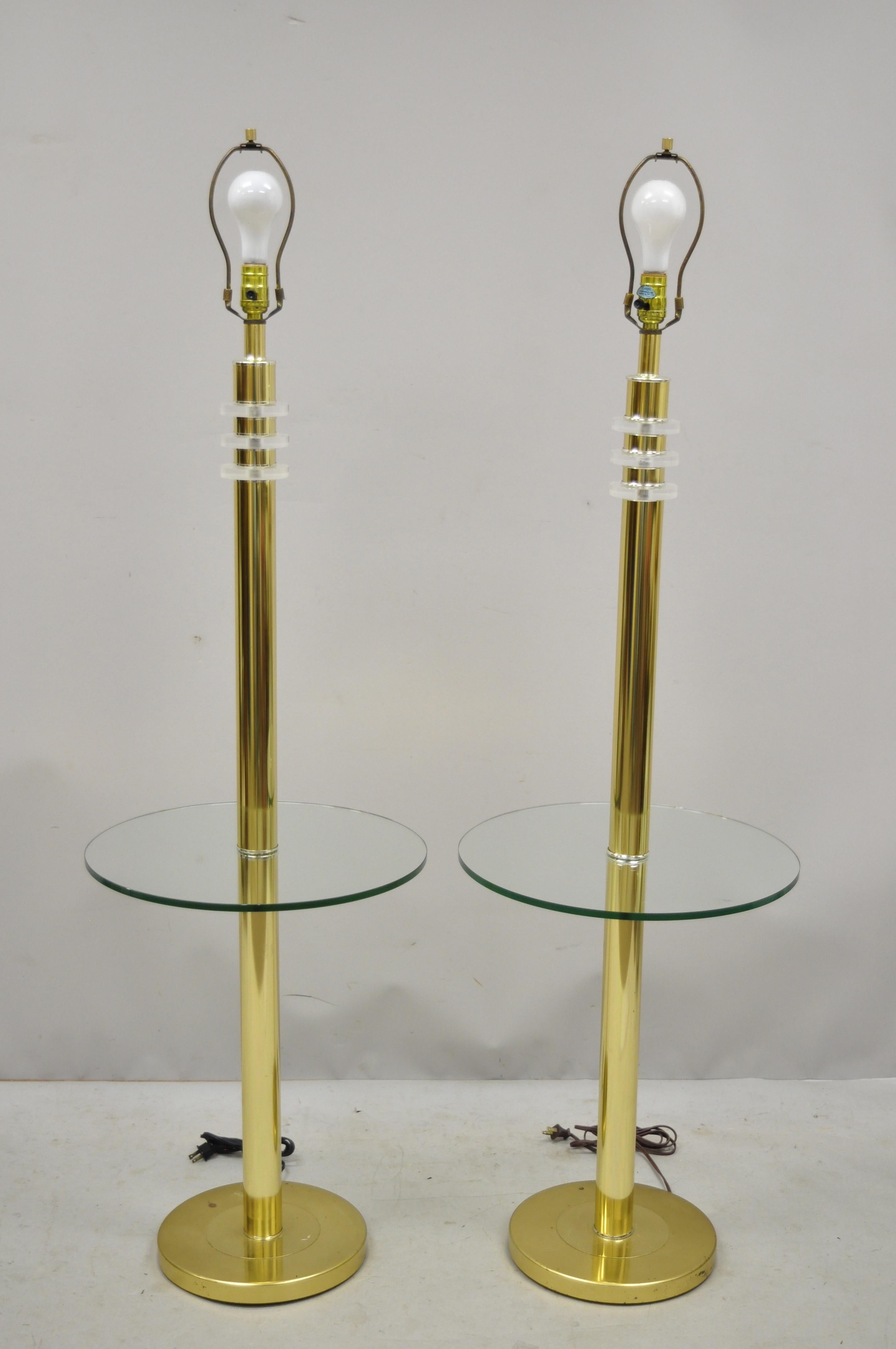 Vintage Mid-Century Modern Lucite Brass Glass Pole Floor Lamp Side Table 'A' For Sale 1