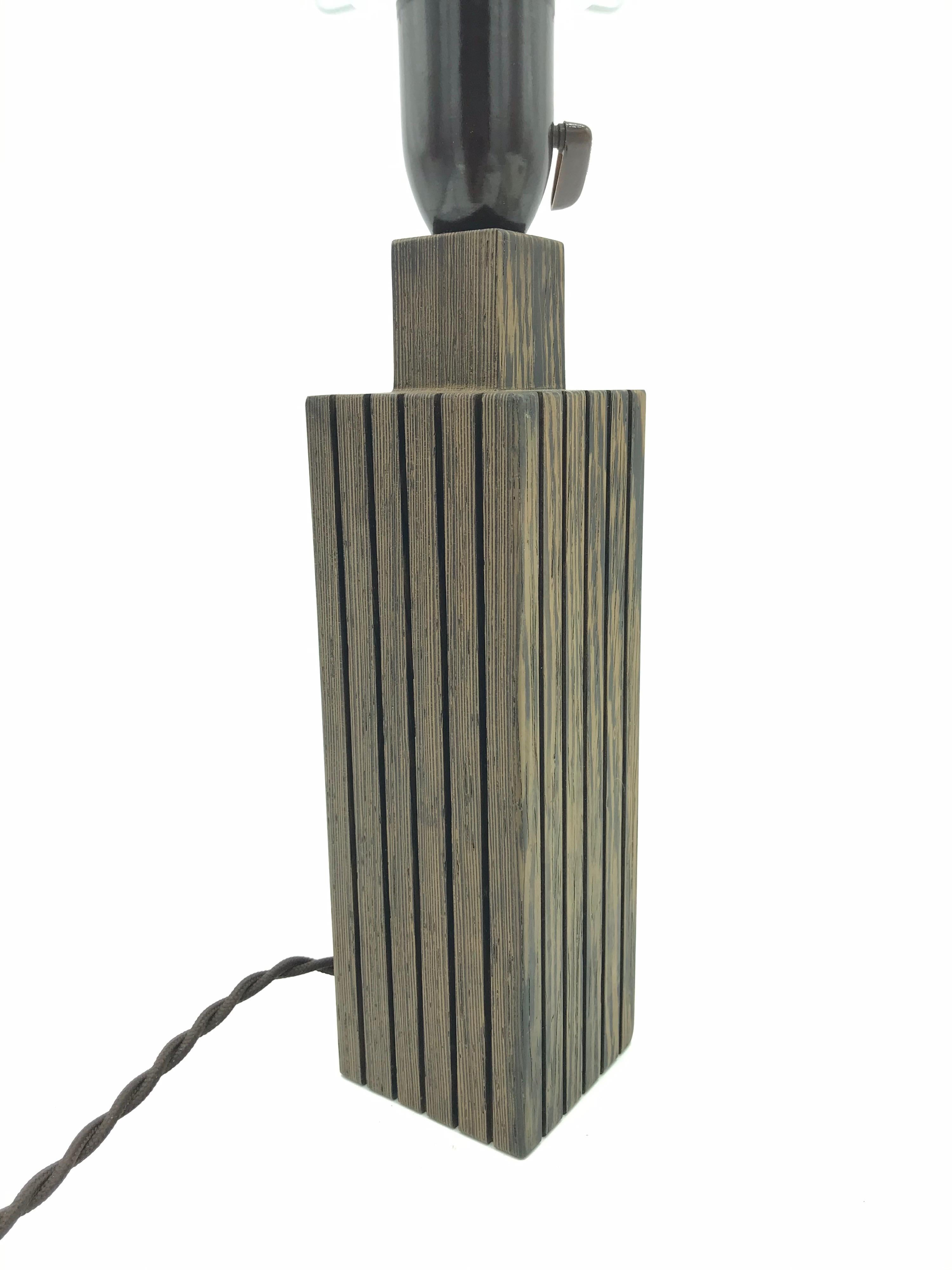 Vintage Mid-Century Modern Mahogany Table Lamp with an ArtbyMay Lamp Shade In Good Condition For Sale In Søborg, DK