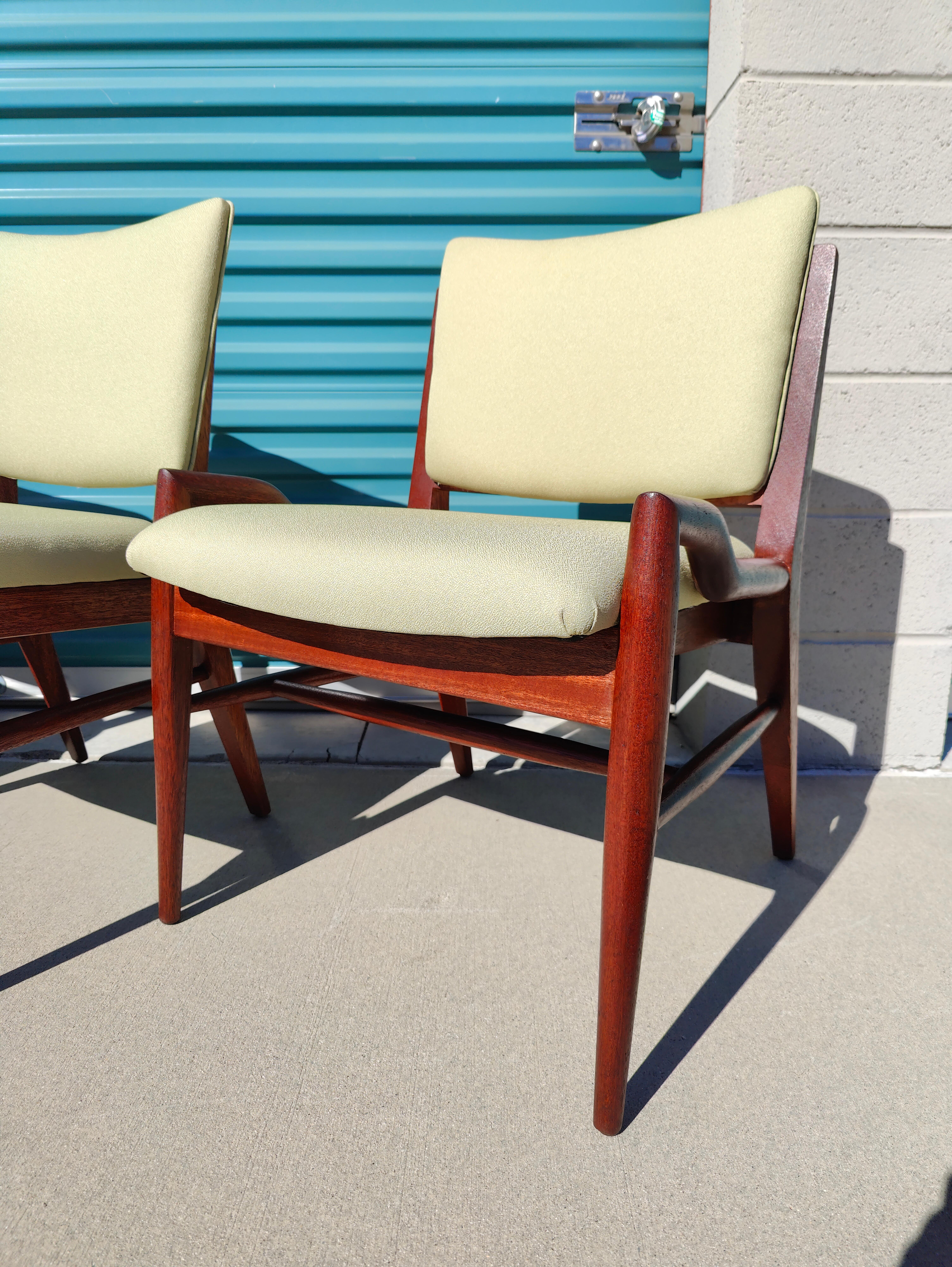 Vintage Mid-Century Modern Mahogony Chairs by Brown Saltman For Sale 6