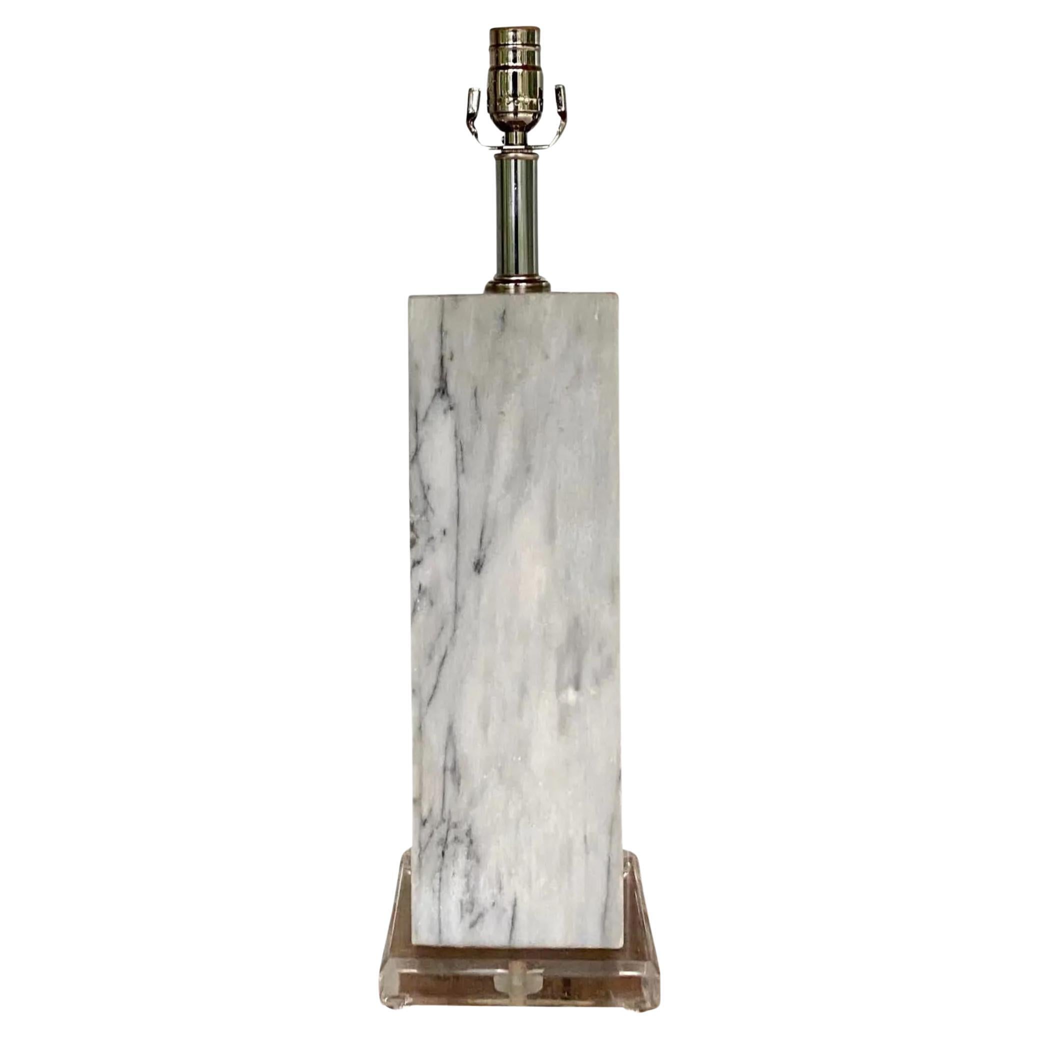 Vintage Mid-Century Modern Marble Block Lamp on Lucite Plinth For Sale