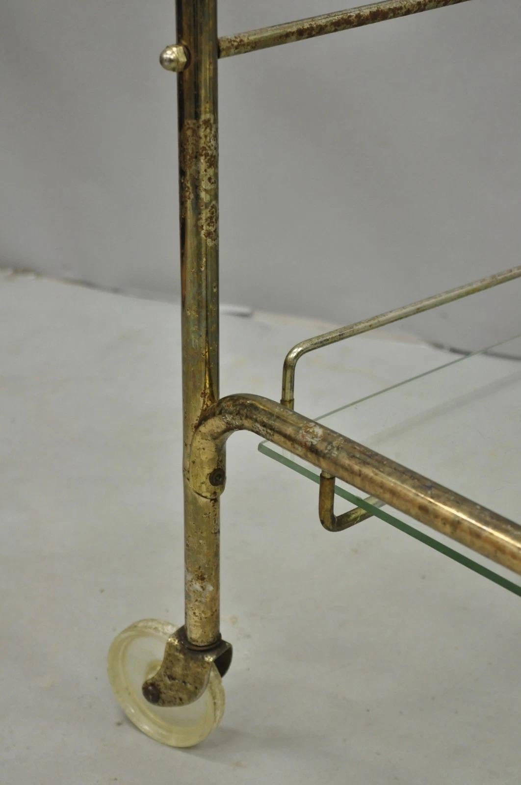 Métal Vintage Mid Century Modern Metal 2 Tier Glass Shelf Rolling Liquor Bar Cart en vente