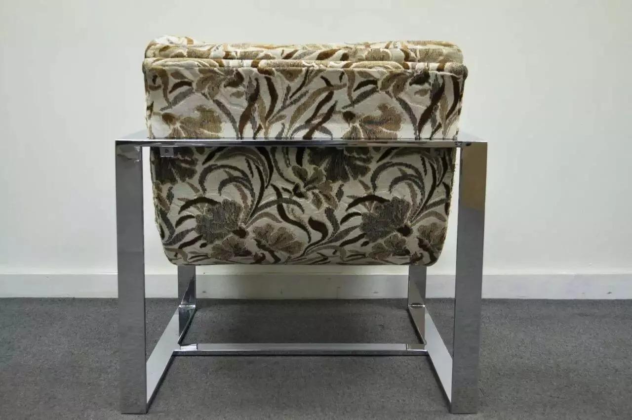 Fauteuil de bar plat chromé de style Milo Baughman, mi-siècle moderne Bon état - En vente à Philadelphia, PA