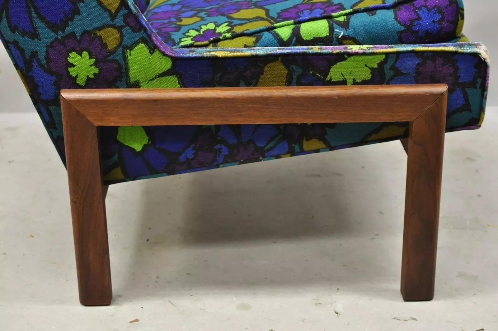 Vintage By Milo Baughman con struttura in legno di noce, Slipper Lounge Chair in vendita 2