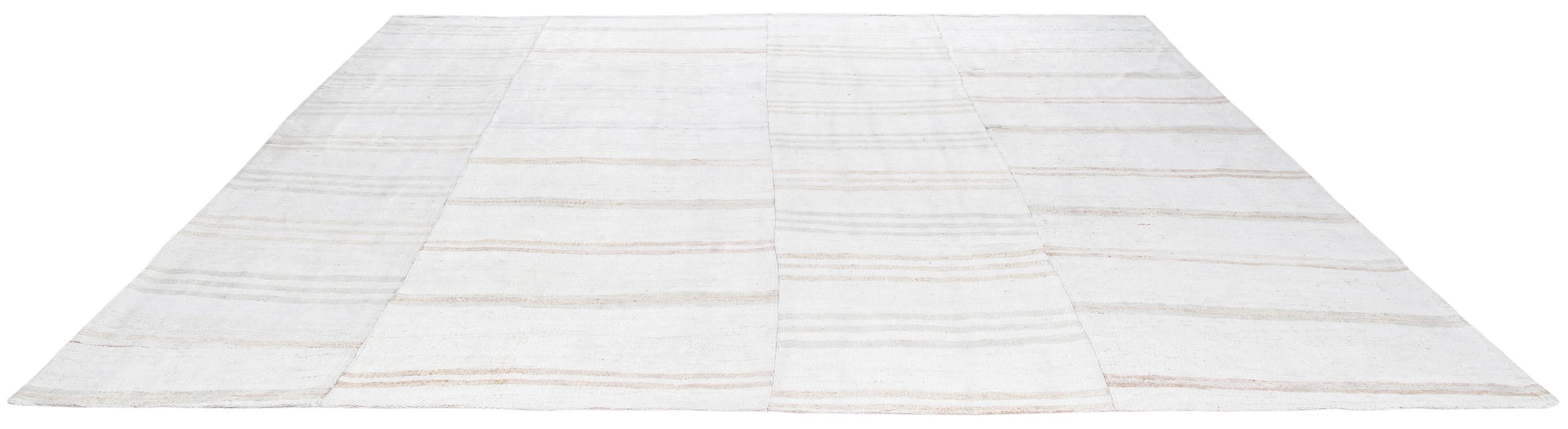 Moderner, minimalistischer Flachgewebe-Teppich im Mid-Century Modern-Stil (Moderne der Mitte des Jahrhunderts) im Angebot