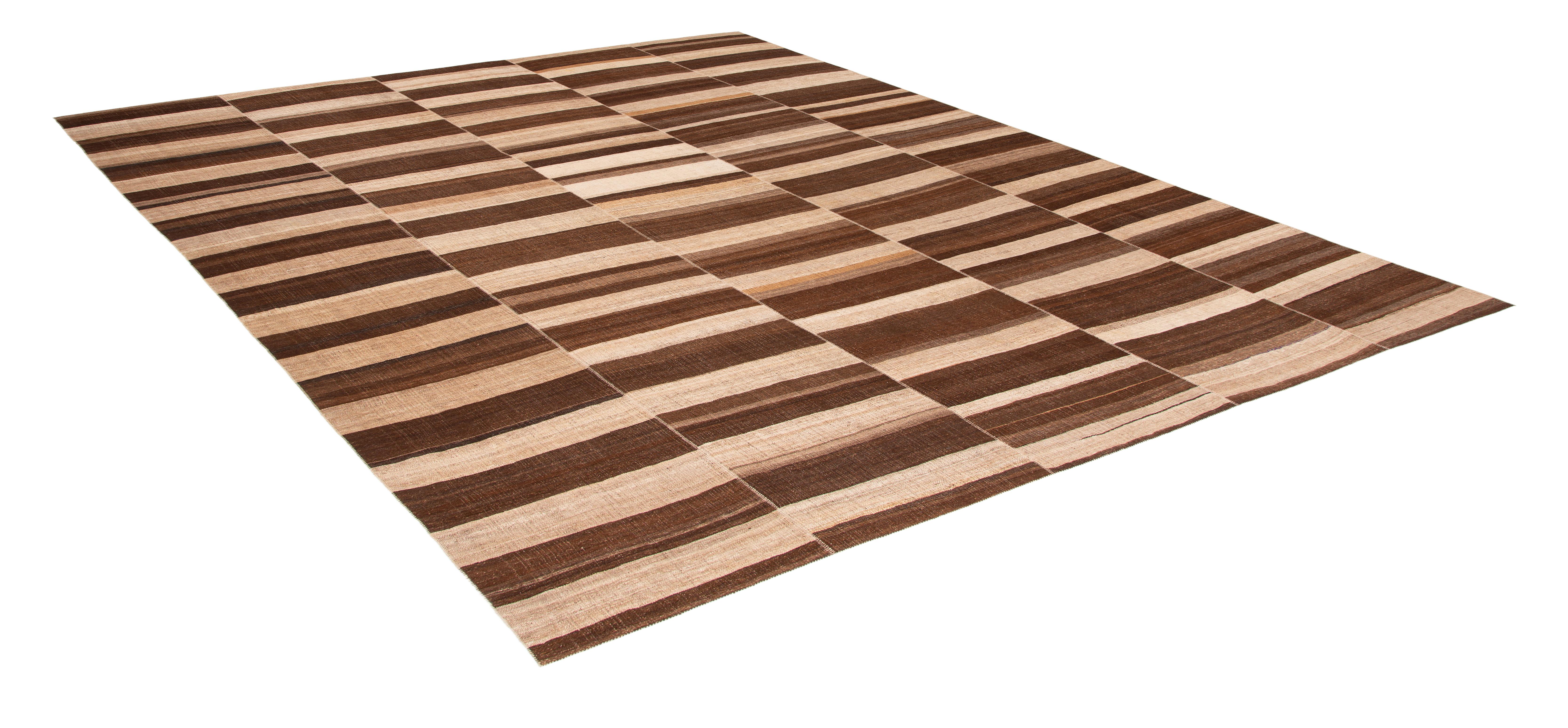 Mid-20th Century Vintage Mid-Century Modern Minimalist Persian Flat-Weave Rug For Sale