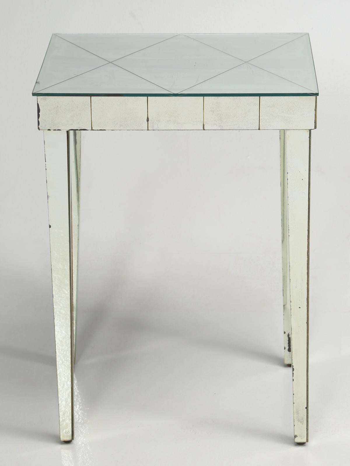 Mid-Century Modern vintage mirror end table, side table. The mirrored end table top, has a very unusual diamond pattern and shows a nice natural aged patina, that has not been contrived by some manufacturer.